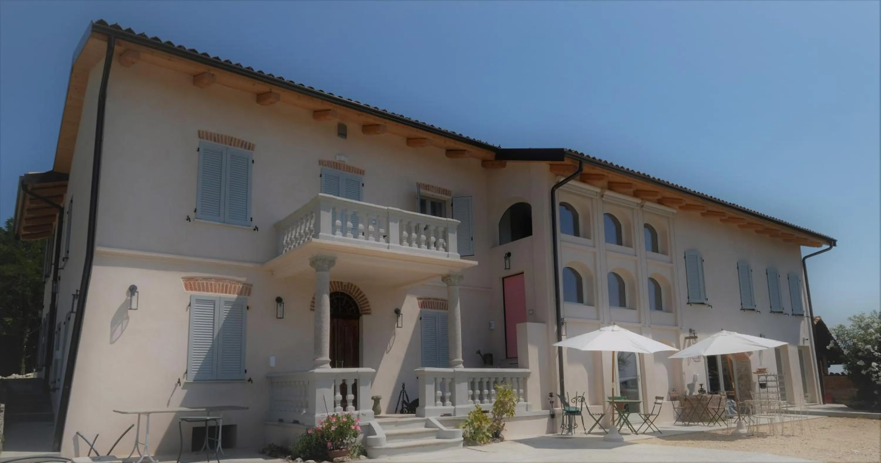 Property building in Theresa sulla Collina