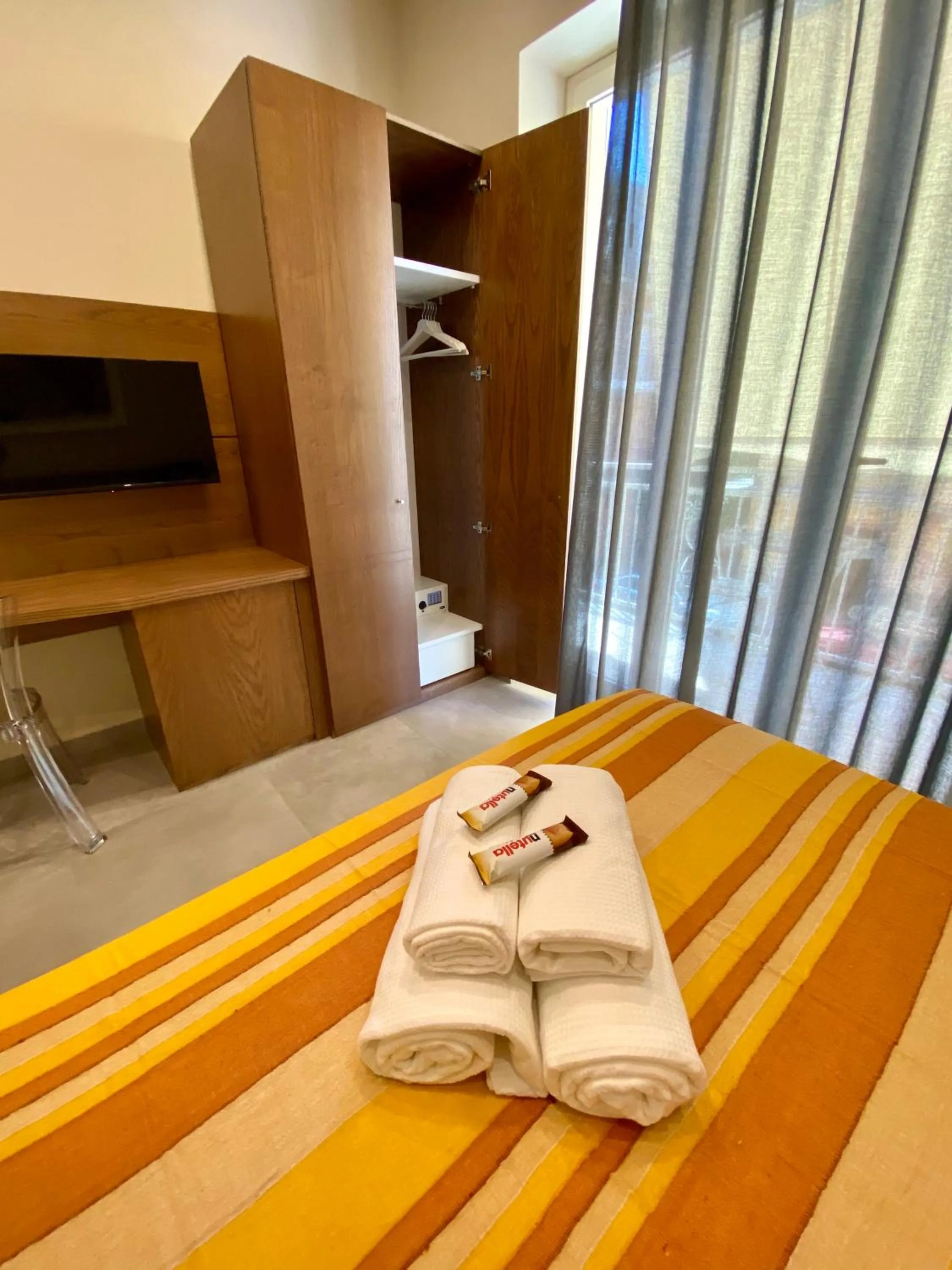 Photo of the whole room, Bed in B&B Don Savè