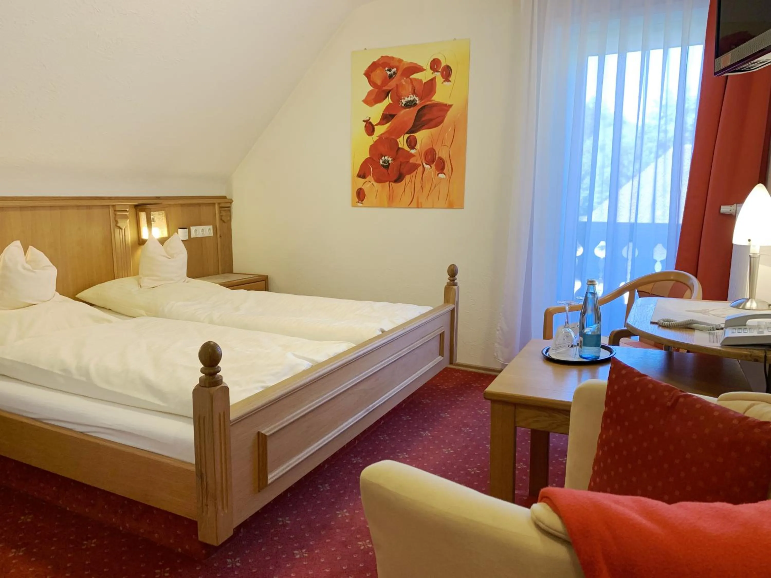 Photo of the whole room, Bed in Landhotel Untere Kapfenhardter Mühle