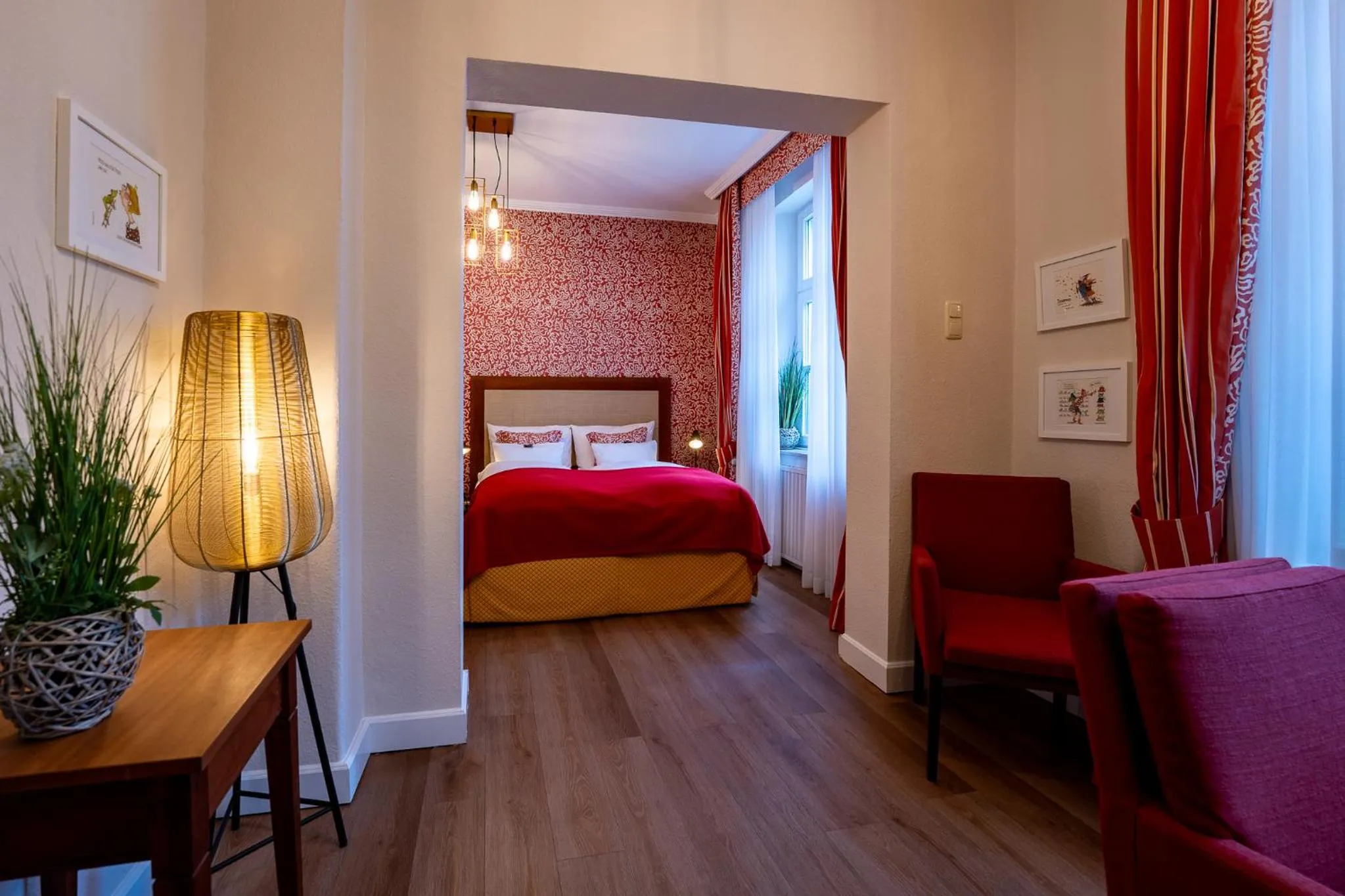 Photo of the whole room, Bed in Wellings Romantik Hotel zur Linde