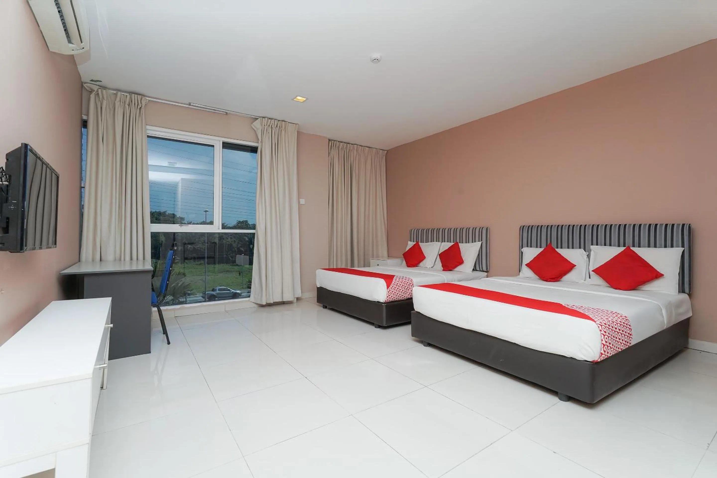 Bedroom, Bed in New Bangi Gateway Hotel