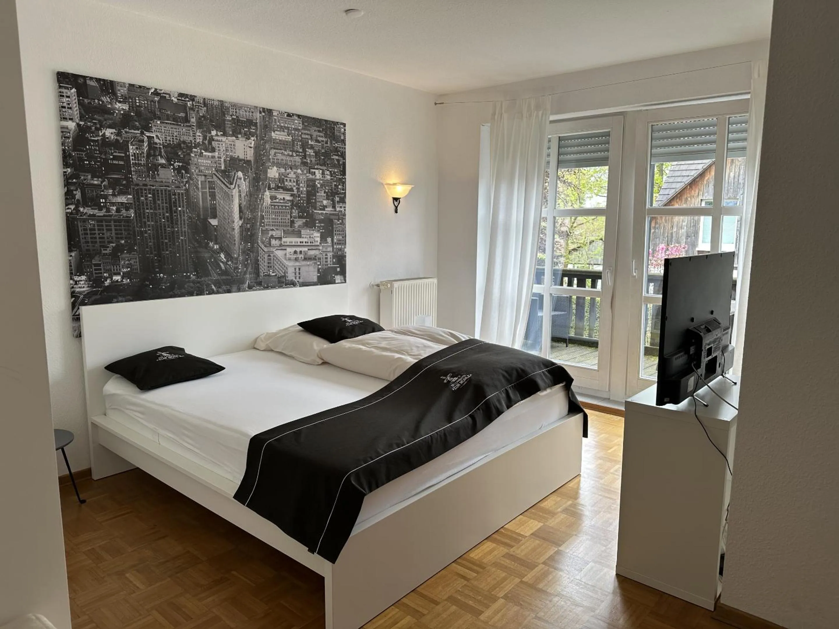 Bedroom, Bed in Das Landhotel zur Mühle