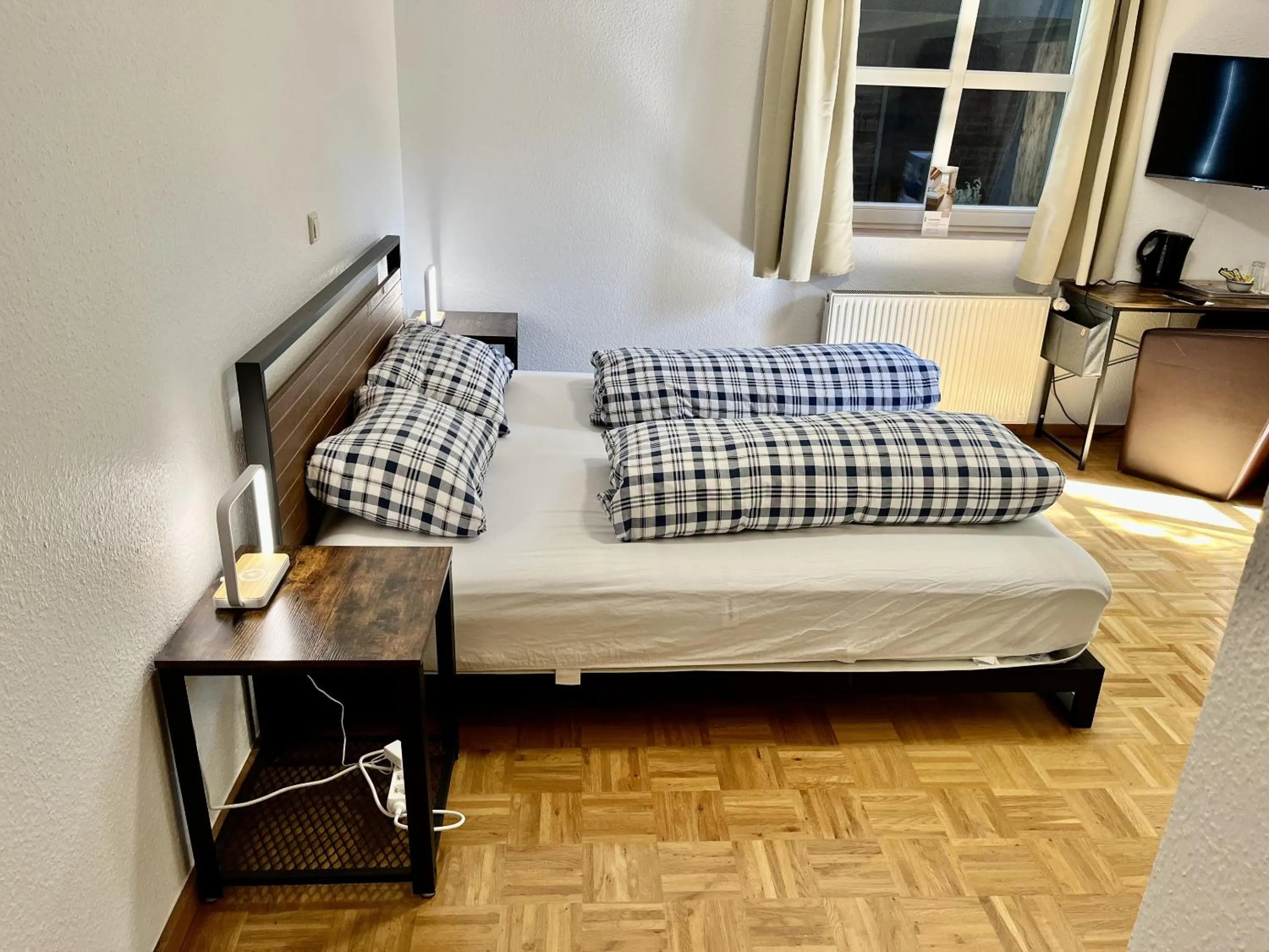 Bedroom, Bed in Das Landhotel zur Mühle