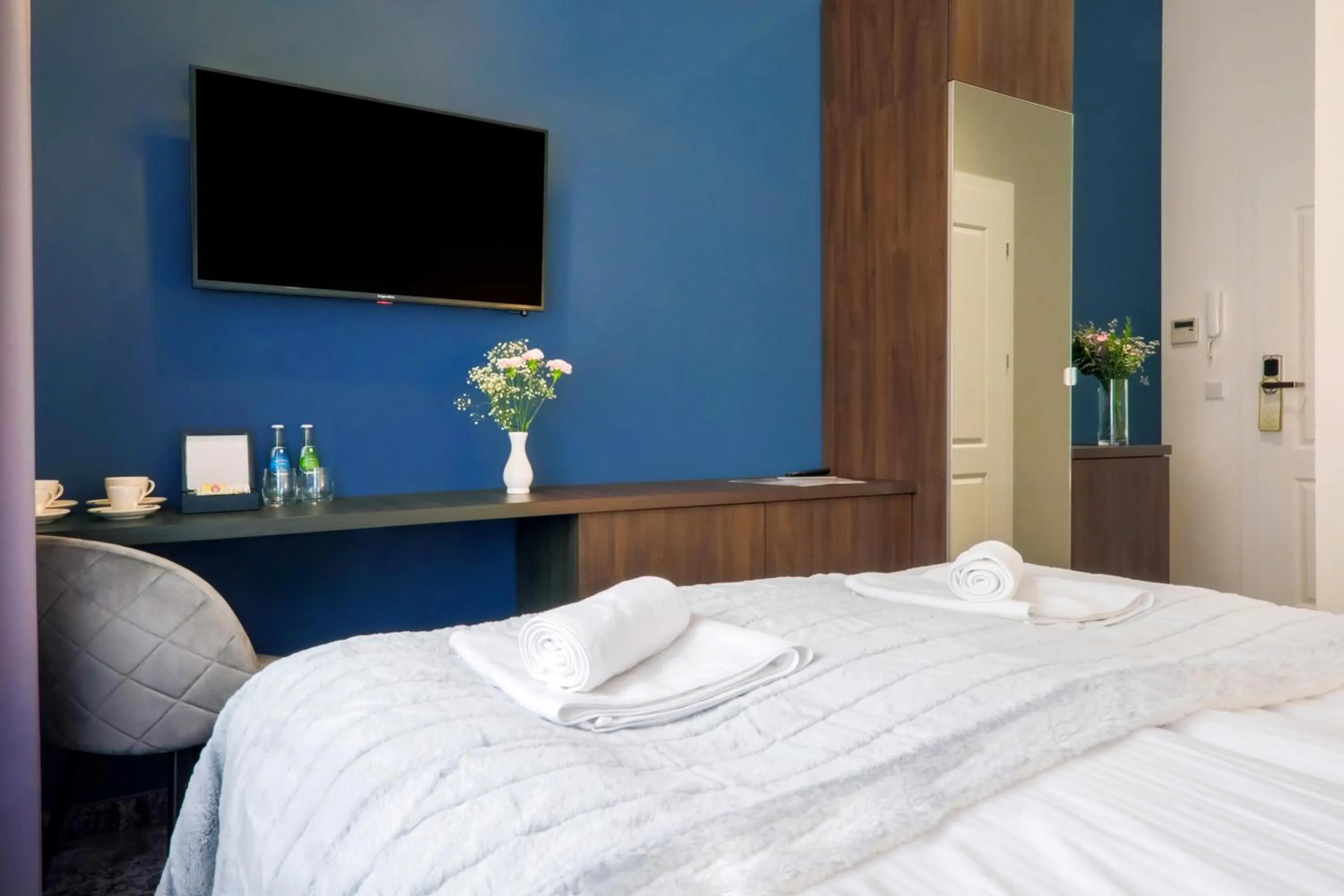 Photo of the whole room, Bed in Aparthotel Cracovia Residence