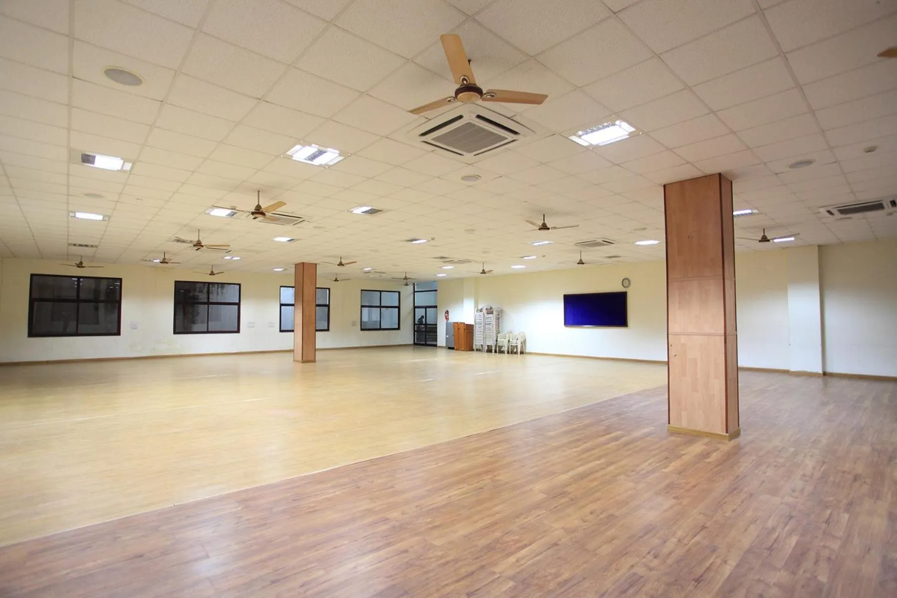 Banquet/Function facilities in Hotel Anuvibha Malviya Nagar