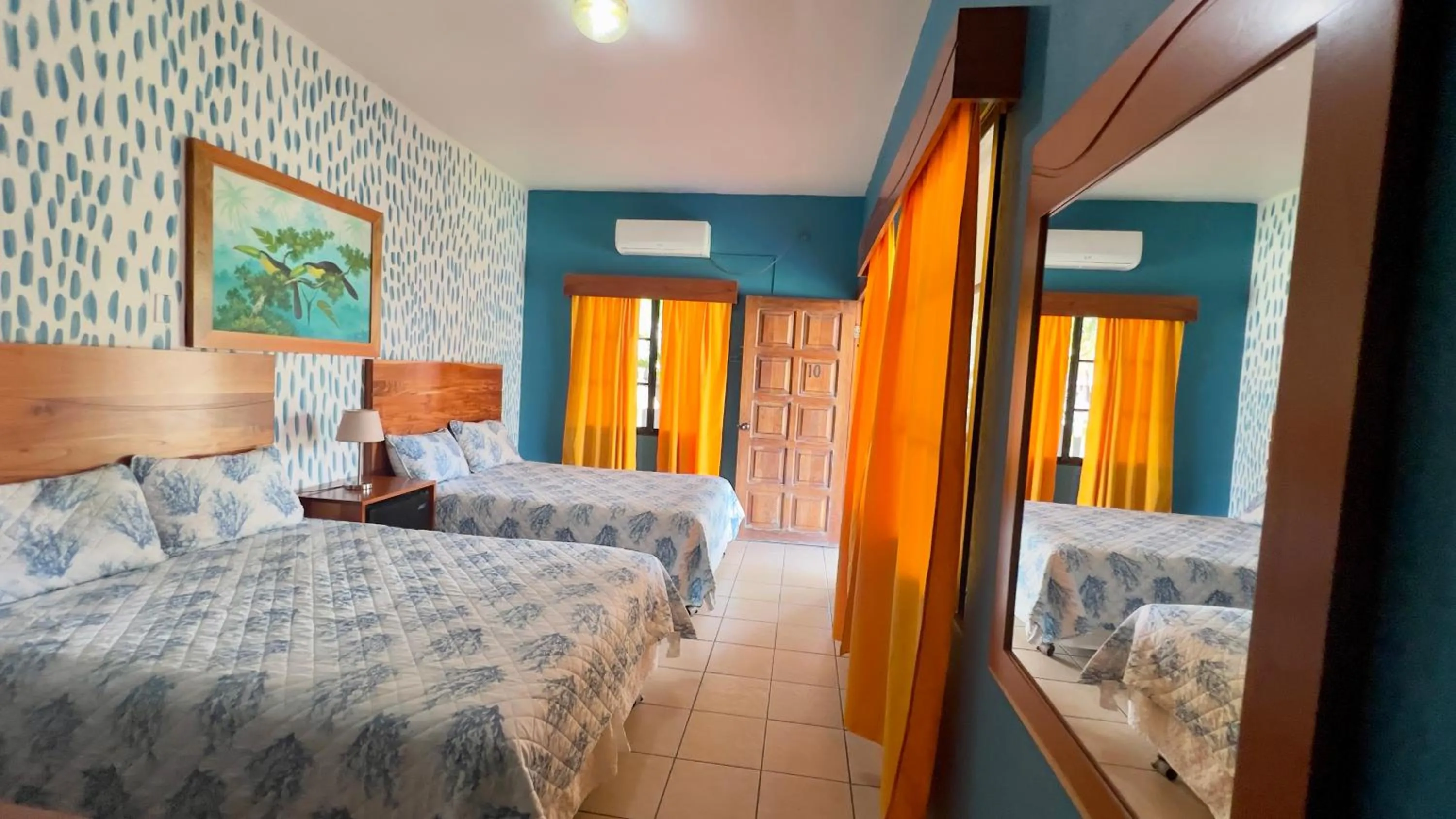 Photo of the whole room, Bed in Hotel Palmazul - Viña del Mar