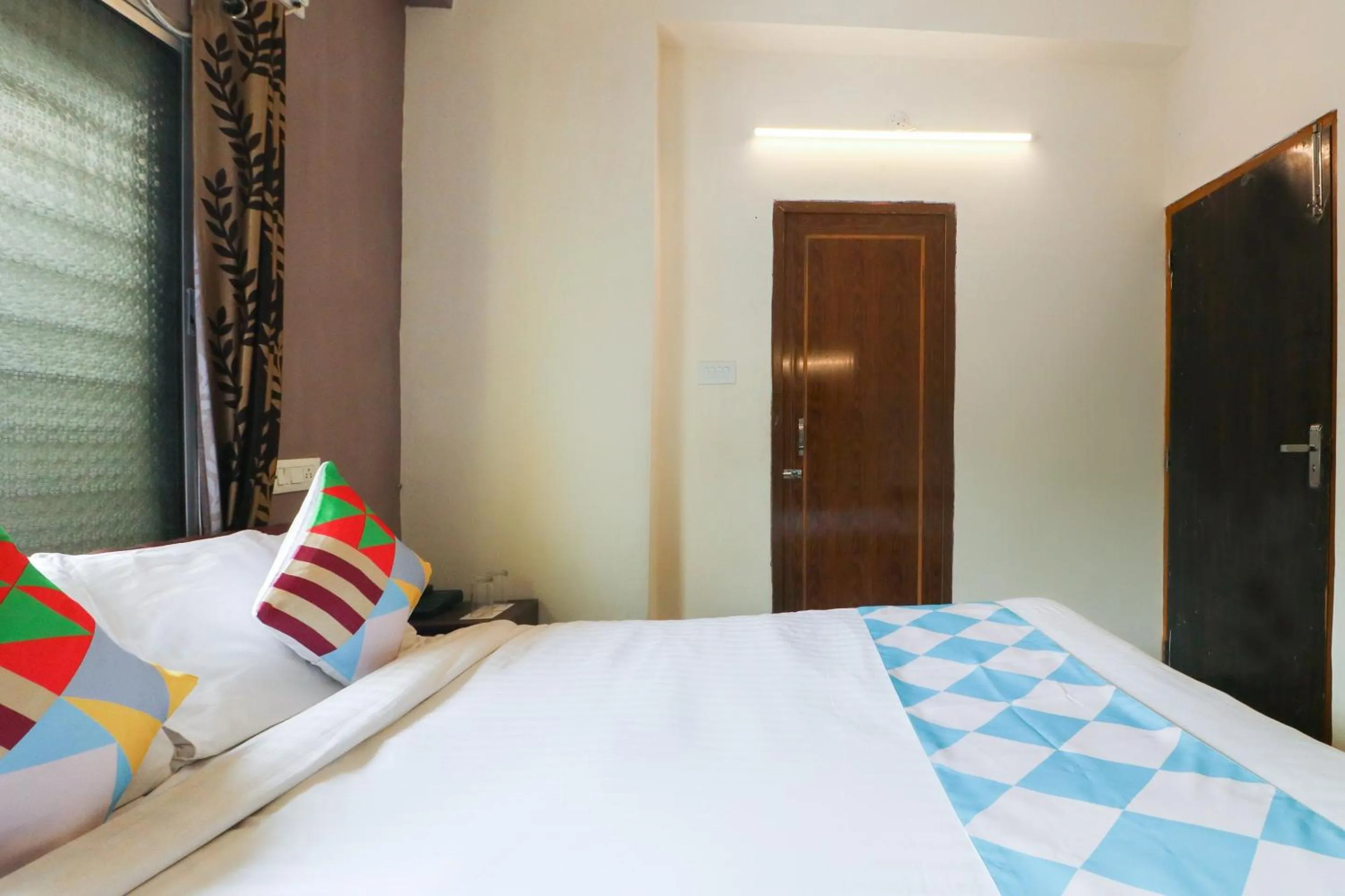 Bedroom, Bed in Super Hotel O Adri Hotels