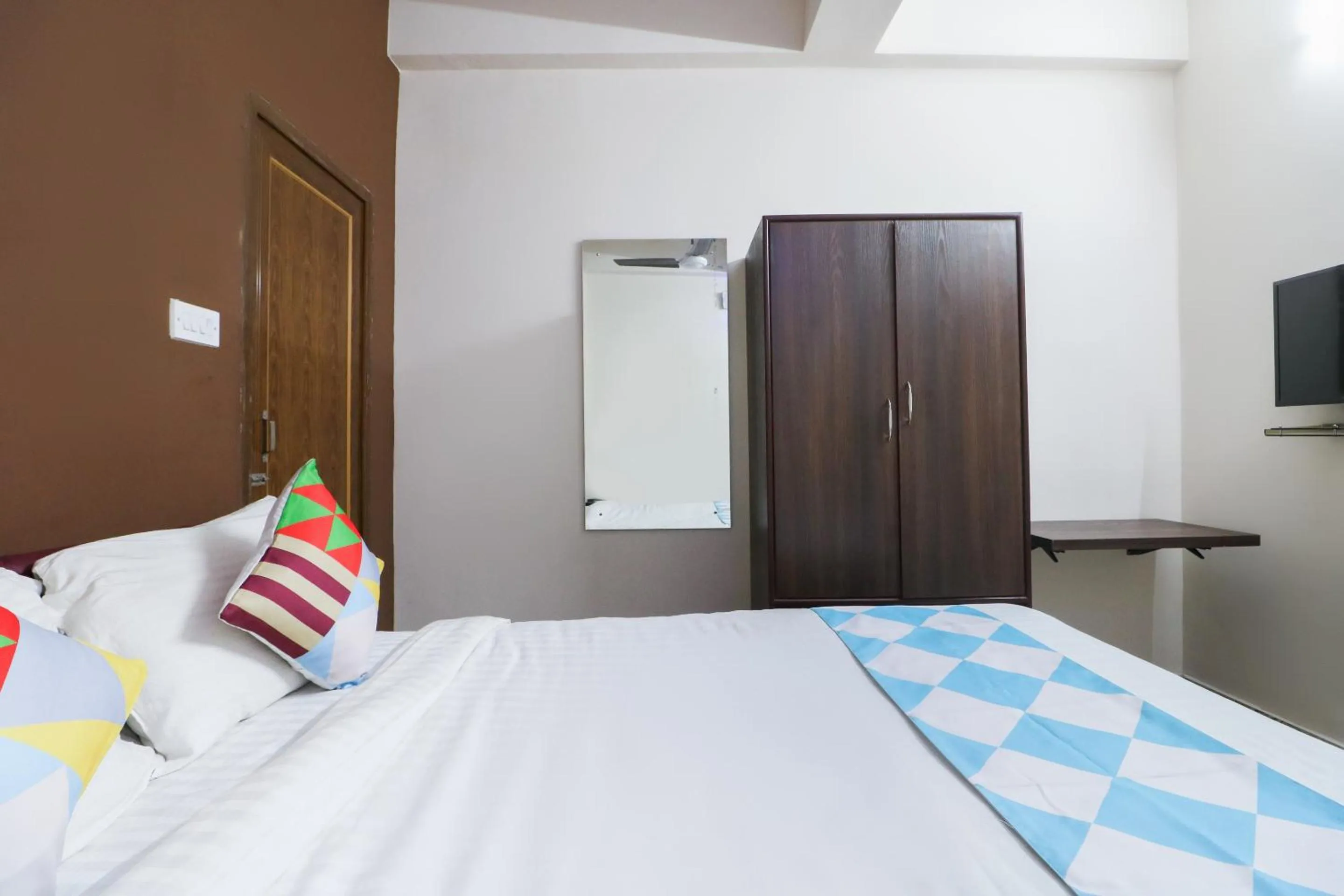 Bedroom, Bed in Super Hotel O Adri Hotels