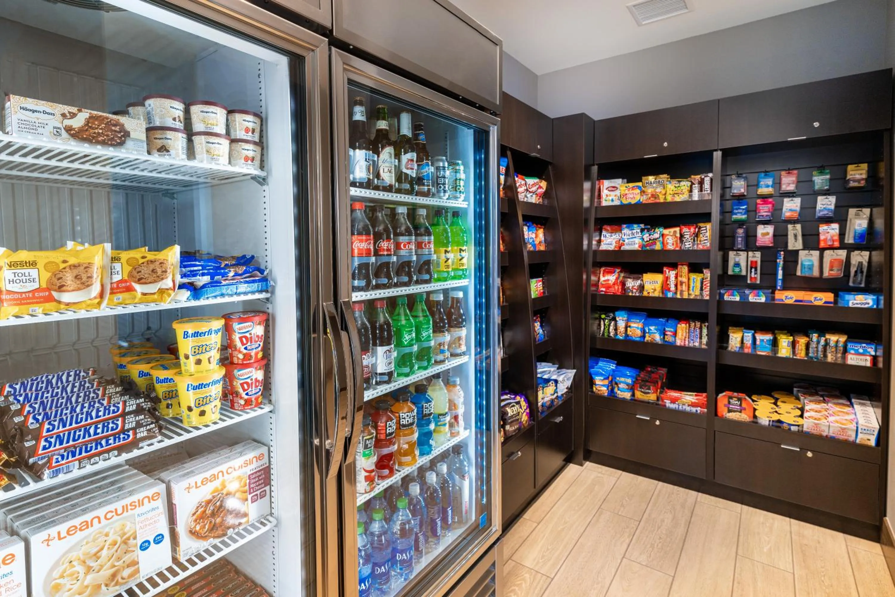 On-site shops in Staybridge Suites - Nashville - Vanderbilt by IHG