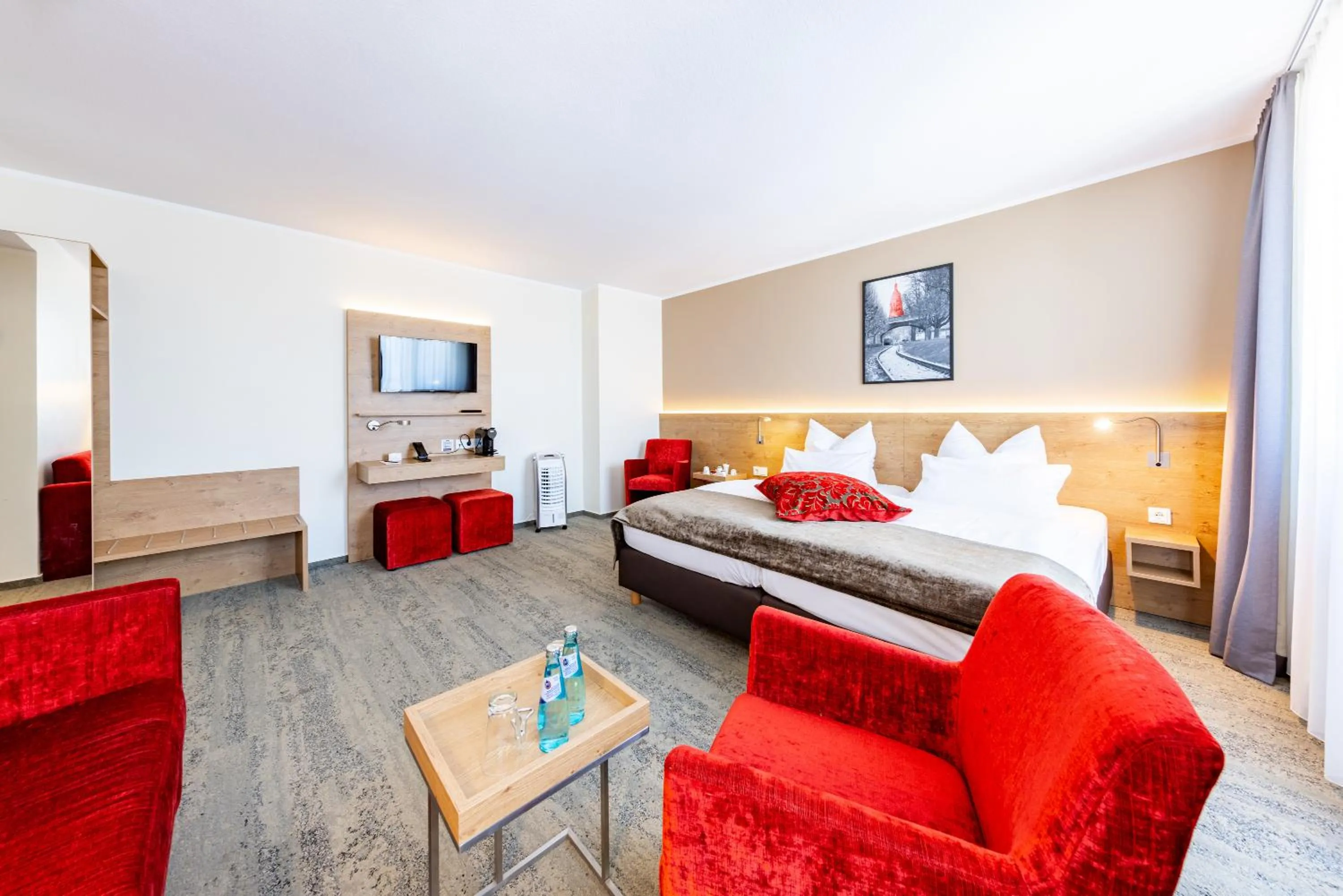 Bed in Maingau Hotel