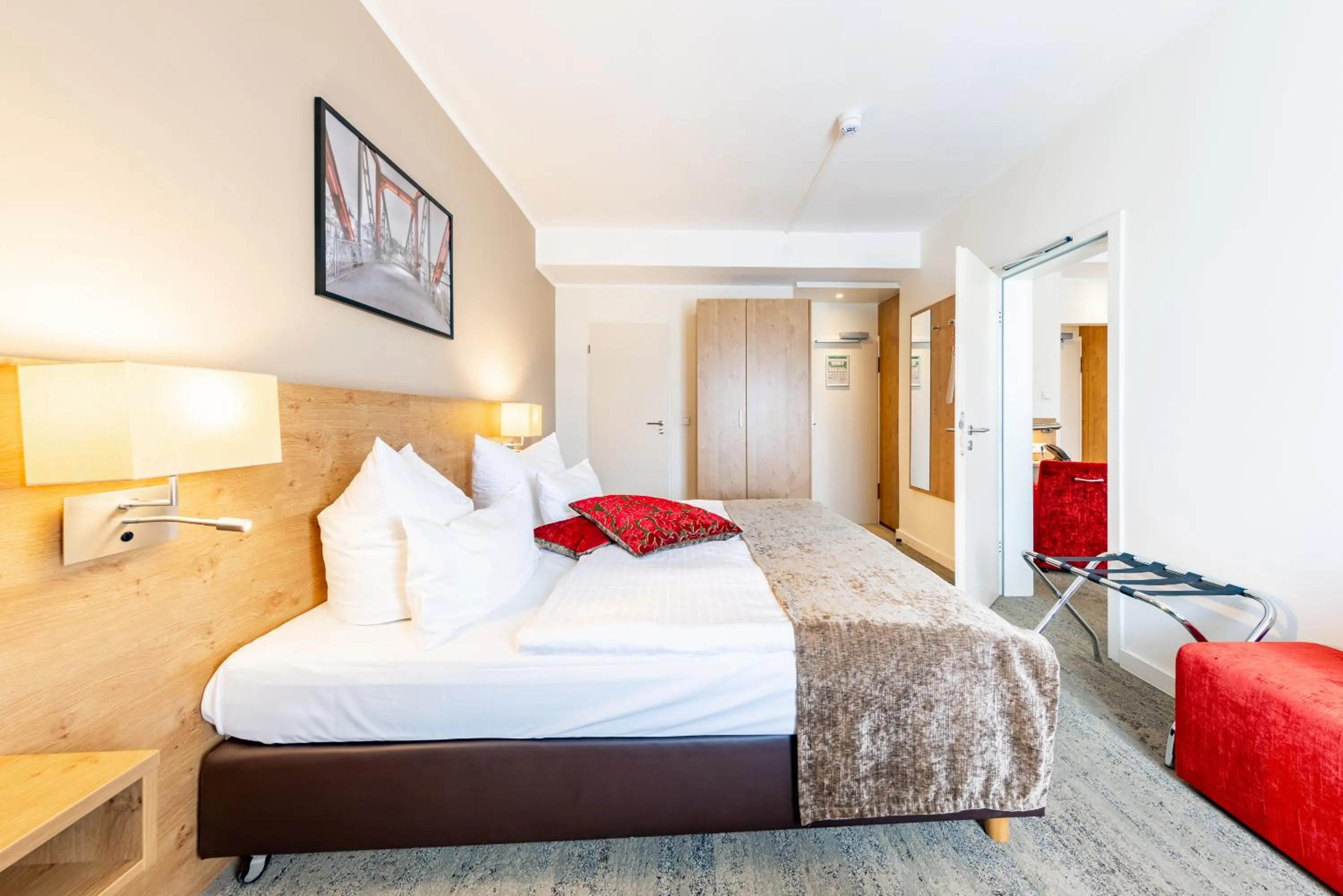 Photo of the whole room, Bed in Maingau Hotel