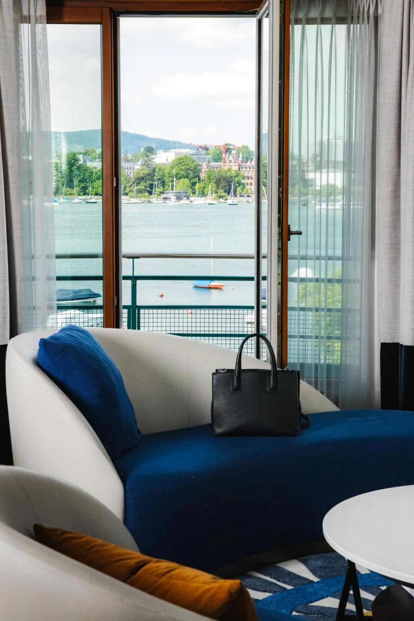 Lake view in AMERON Zürich Bellerive au Lac