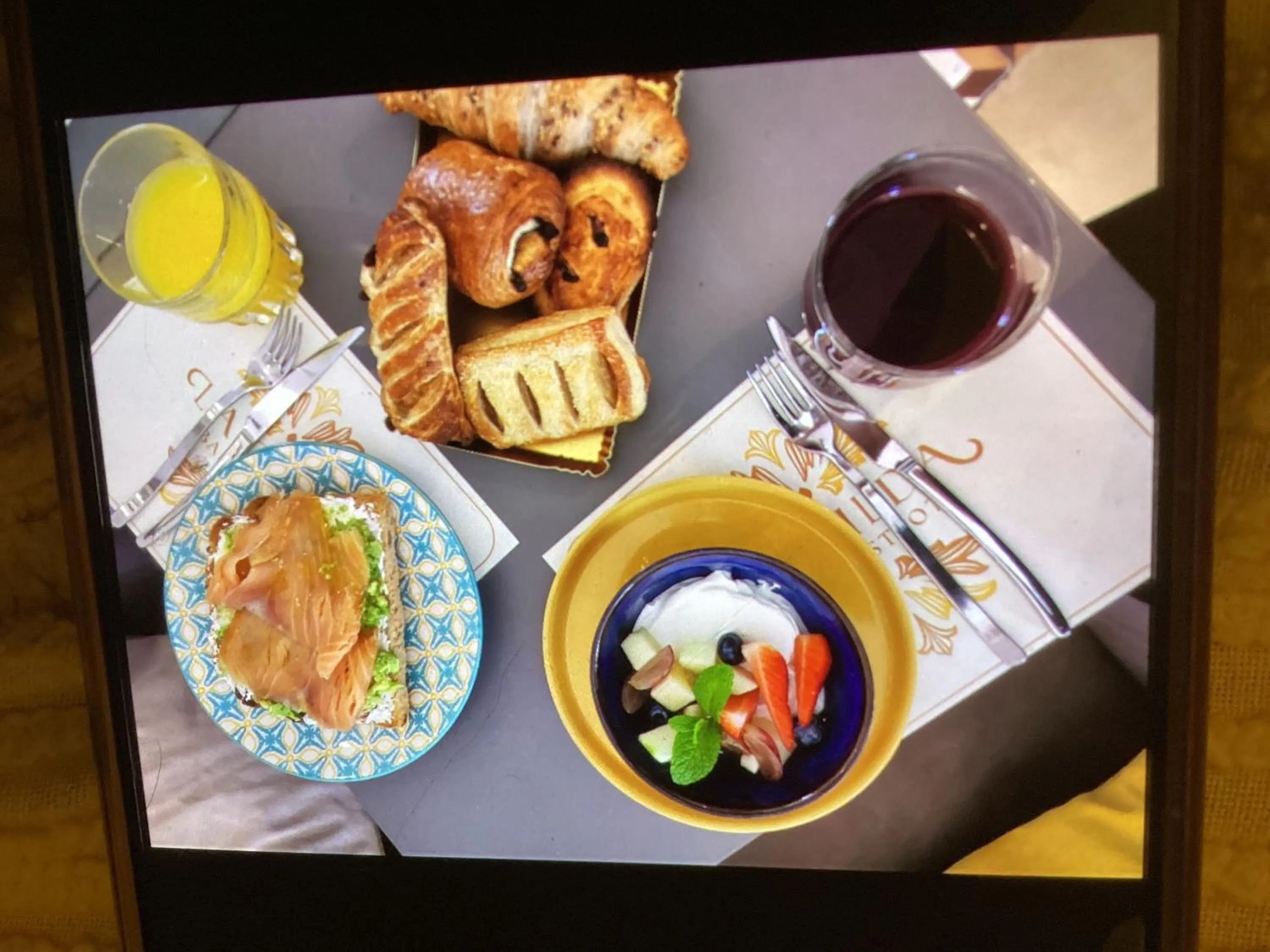 Food in Caterina's Suites & Apartament