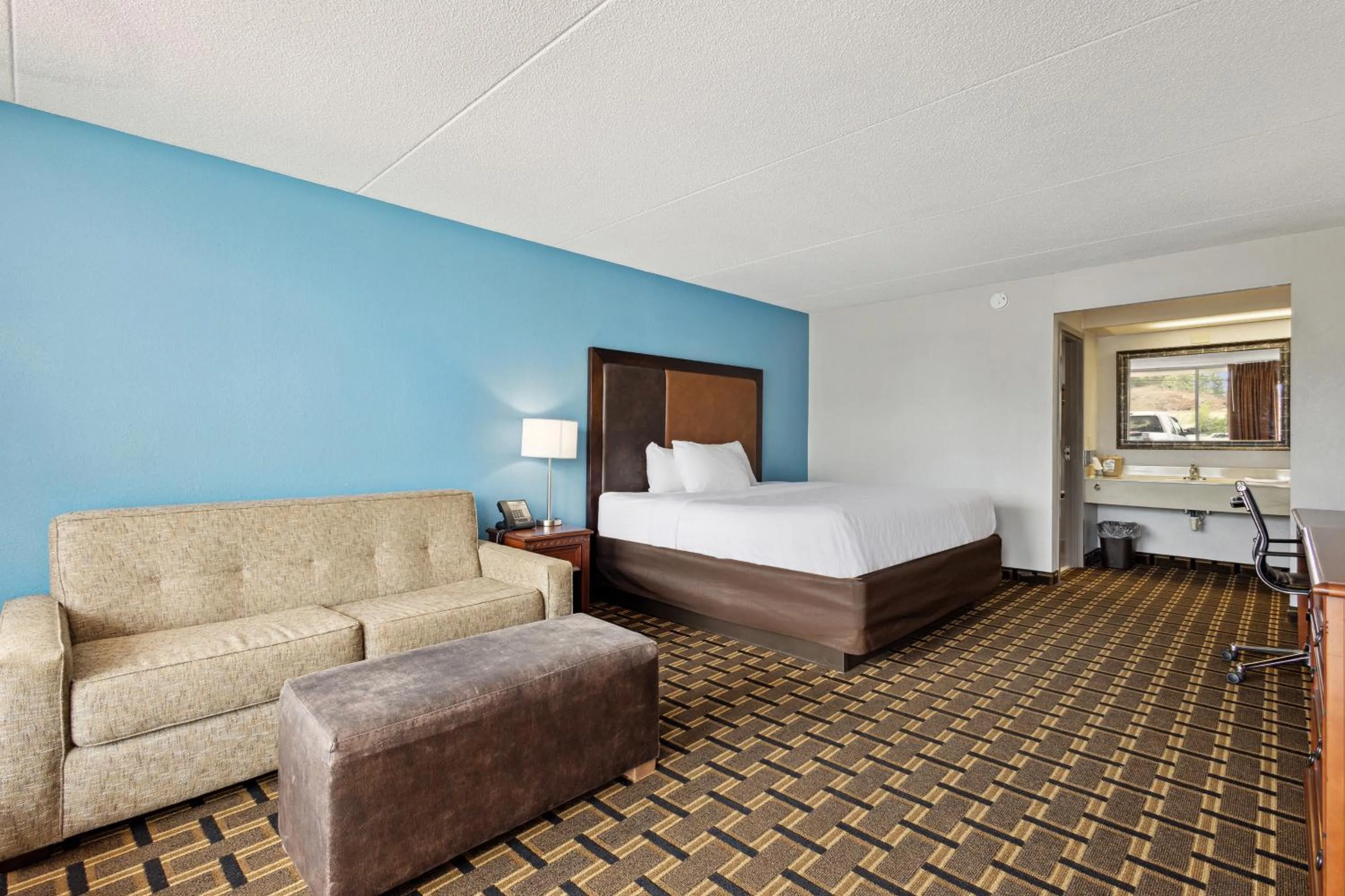 Bedroom, Bed in Relax inn by OYO Greeneville Near Hwy US-321