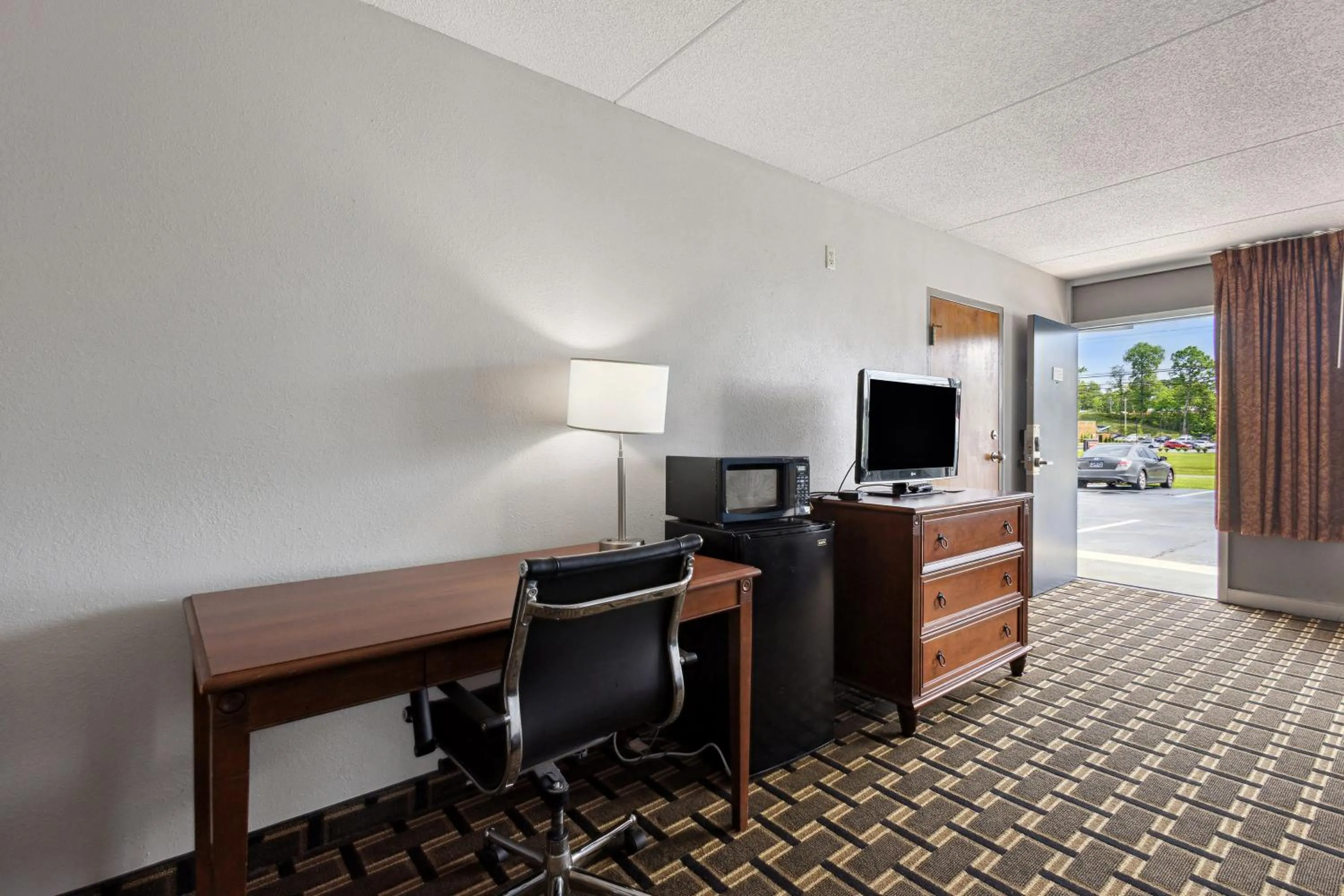 Area and facilities in Relax inn by OYO Greeneville Near Hwy US-321