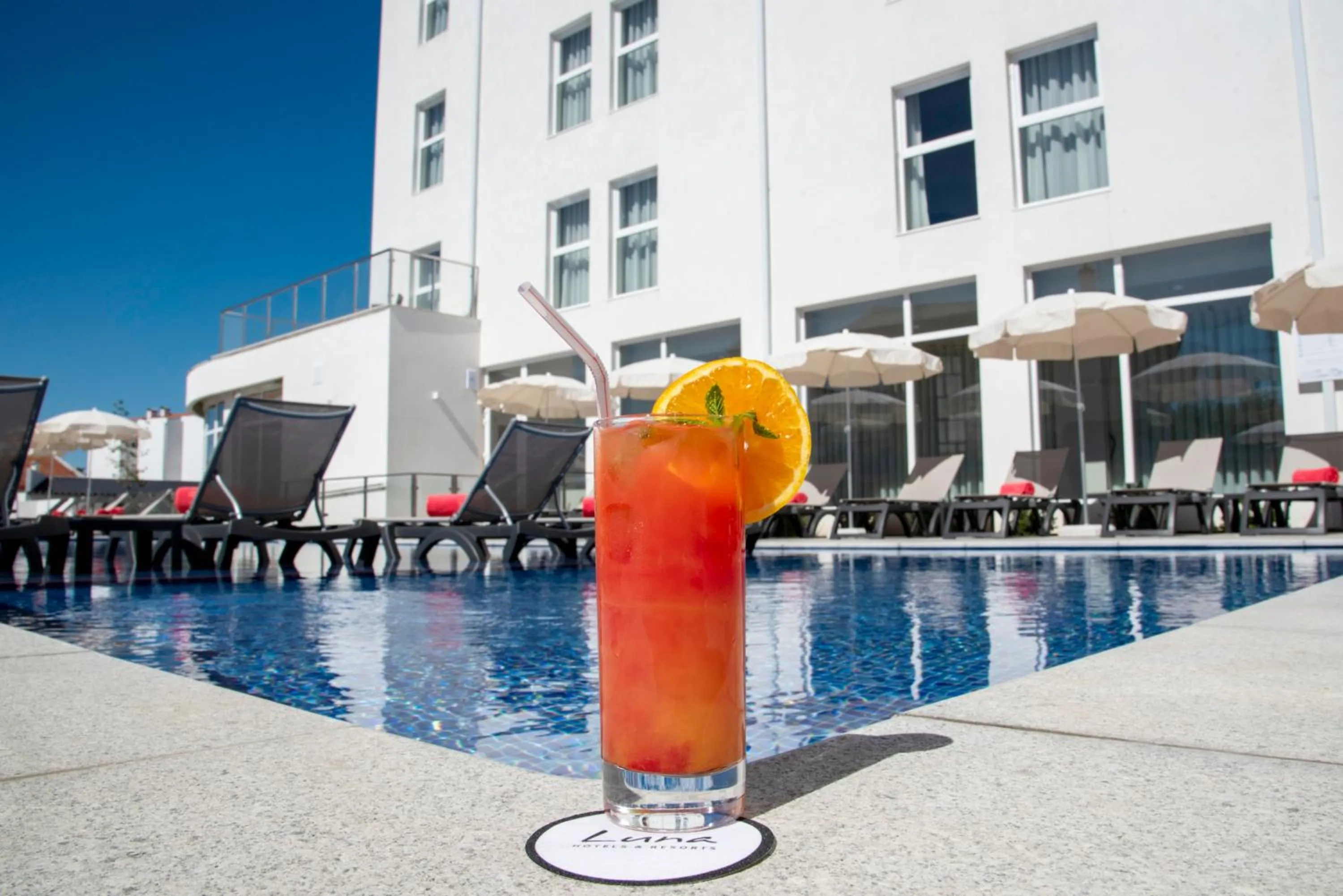 Swimming pool in Luna Hotel de Tábua