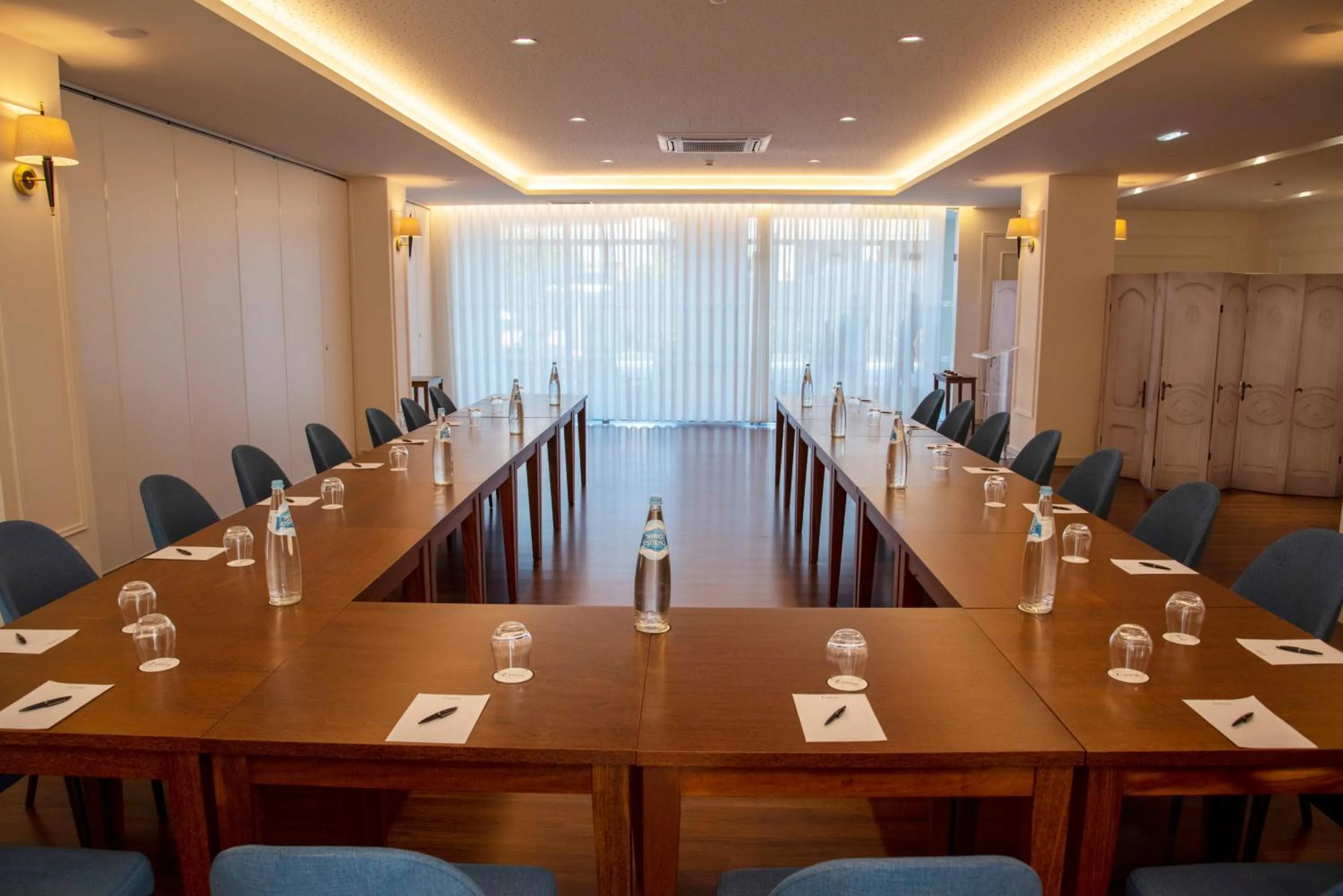 Business facilities in Luna Hotel de Tábua