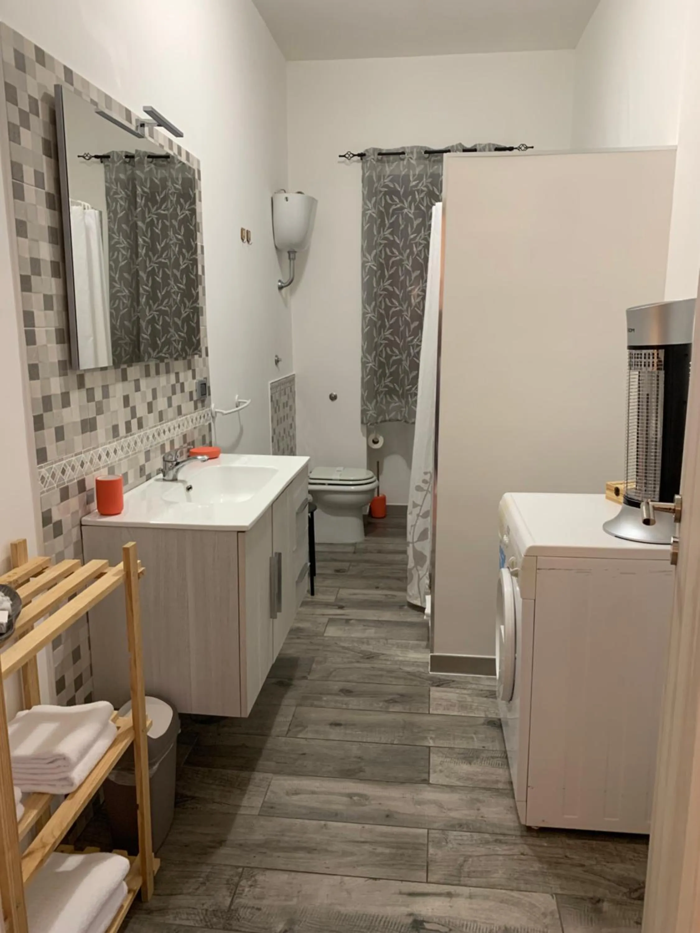 Bathroom in B&B Iolì Vesuvio