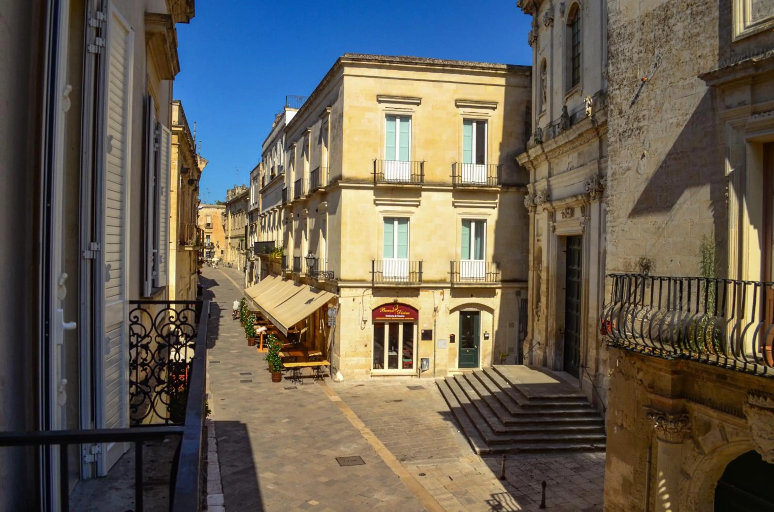 Street view in Le tracce