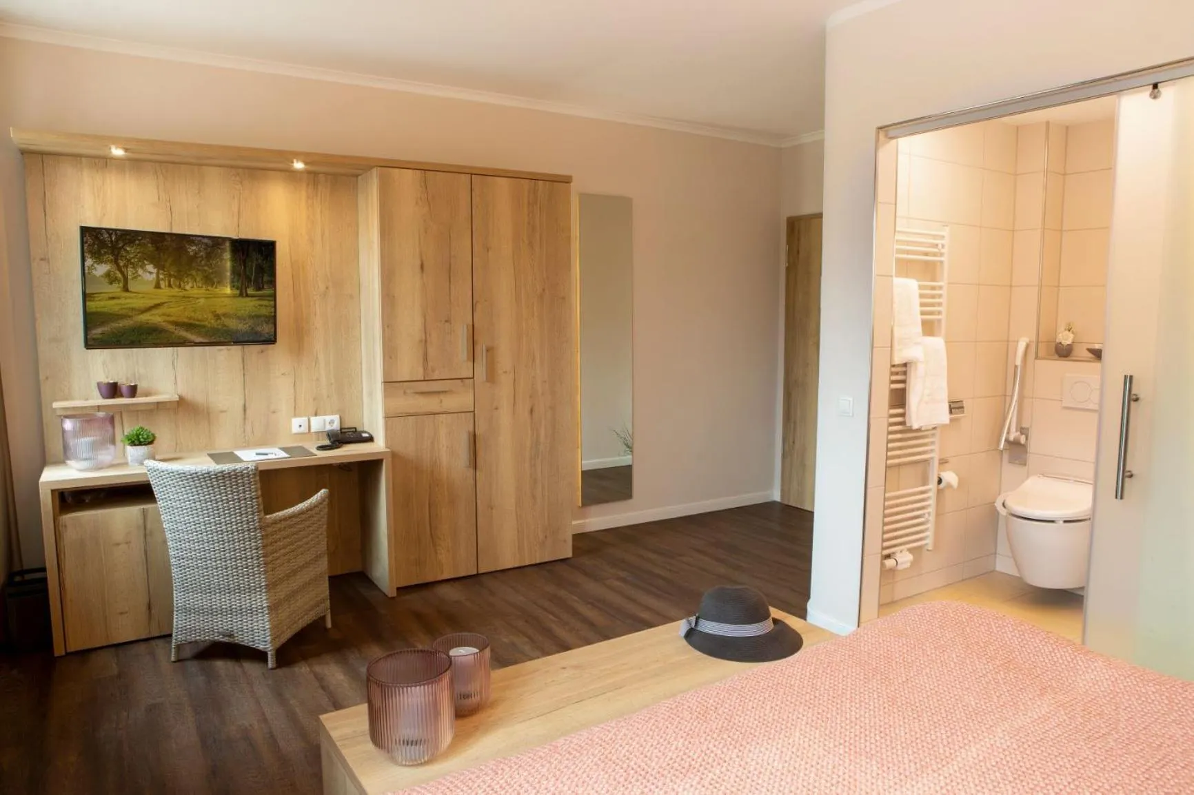 TV and multimedia in Hotel Velo