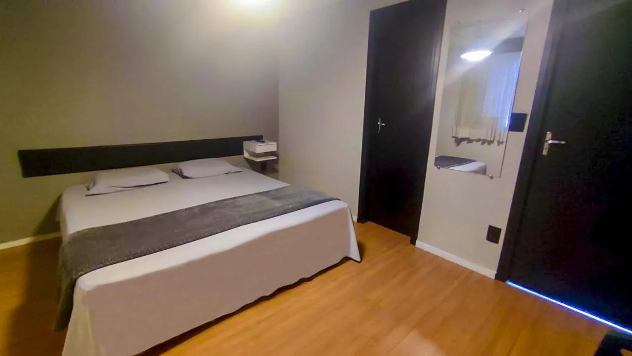 Bed in Travessa 12 - Suítes centro de Serra Negra - SP