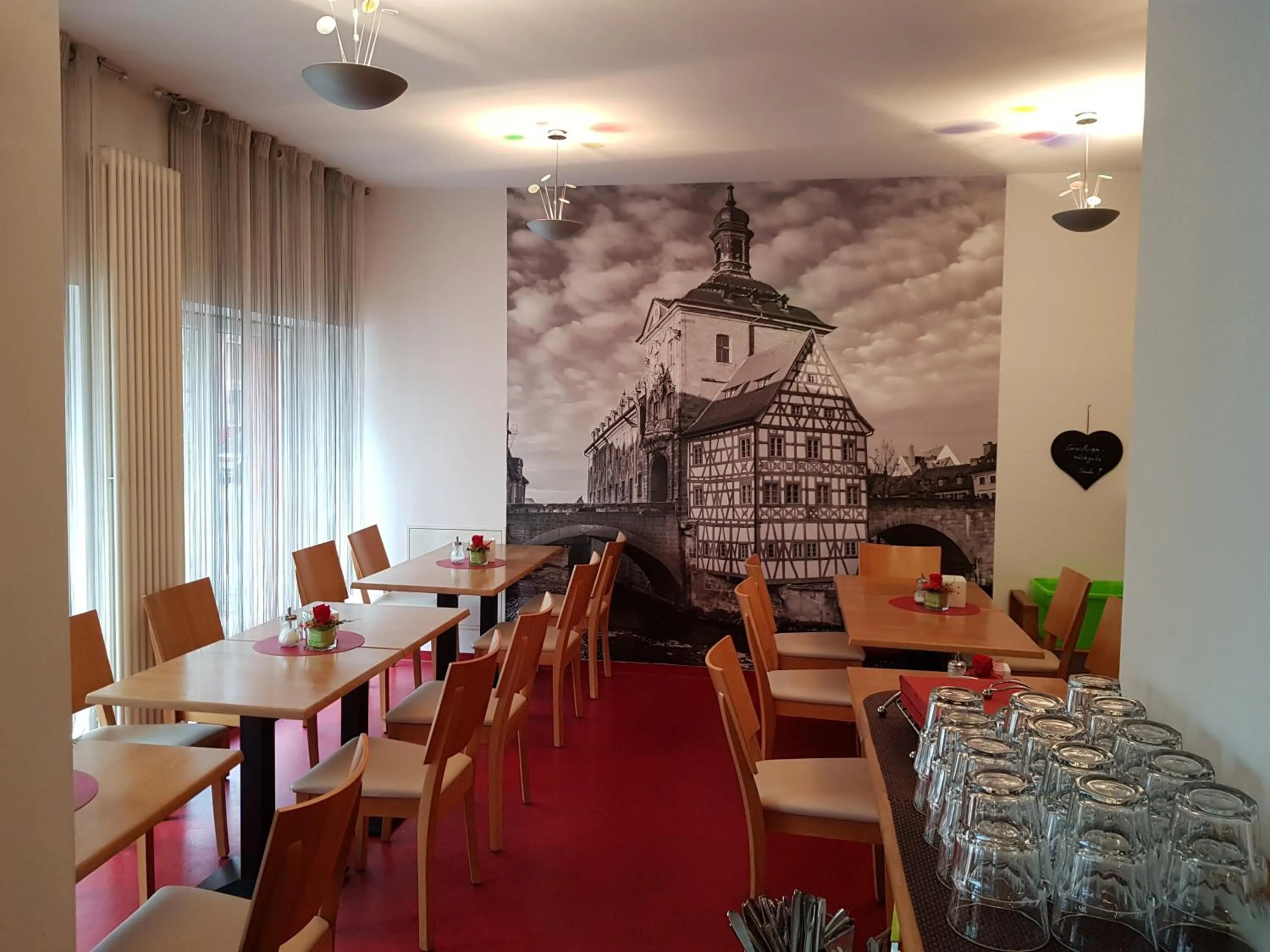 Restaurant/places to eat in Hotel am Brauerei-Dreieck