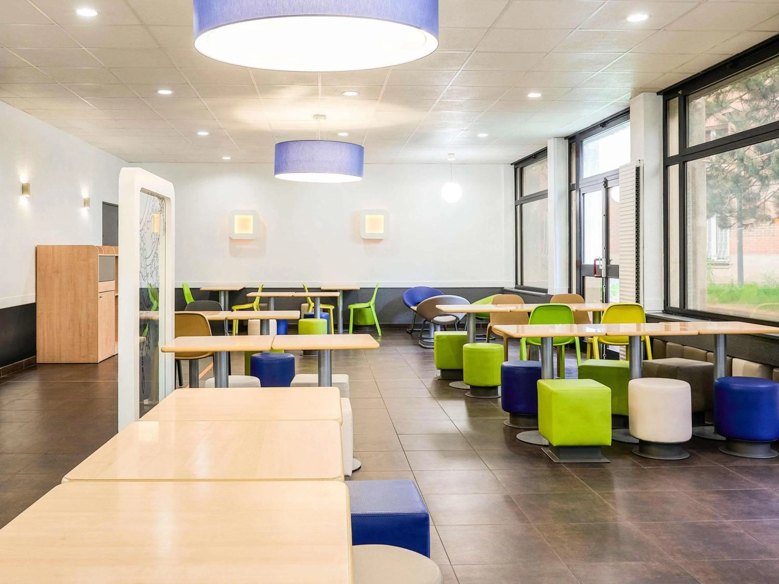 Property building in Ibis Budget Lille Gares Vieux-Lille