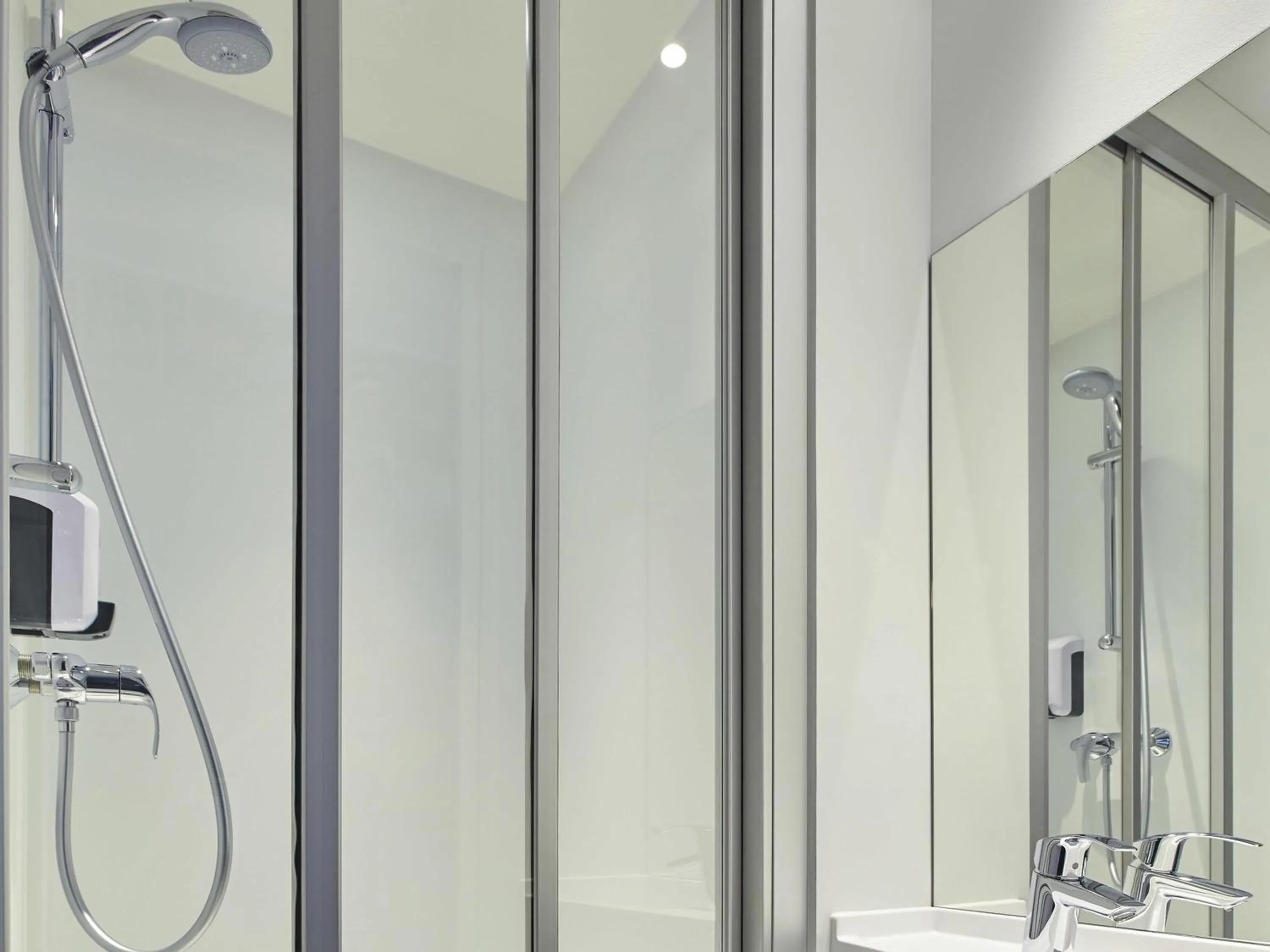 Bedroom in hotelF1 Lille Villeneuve d'Ascq