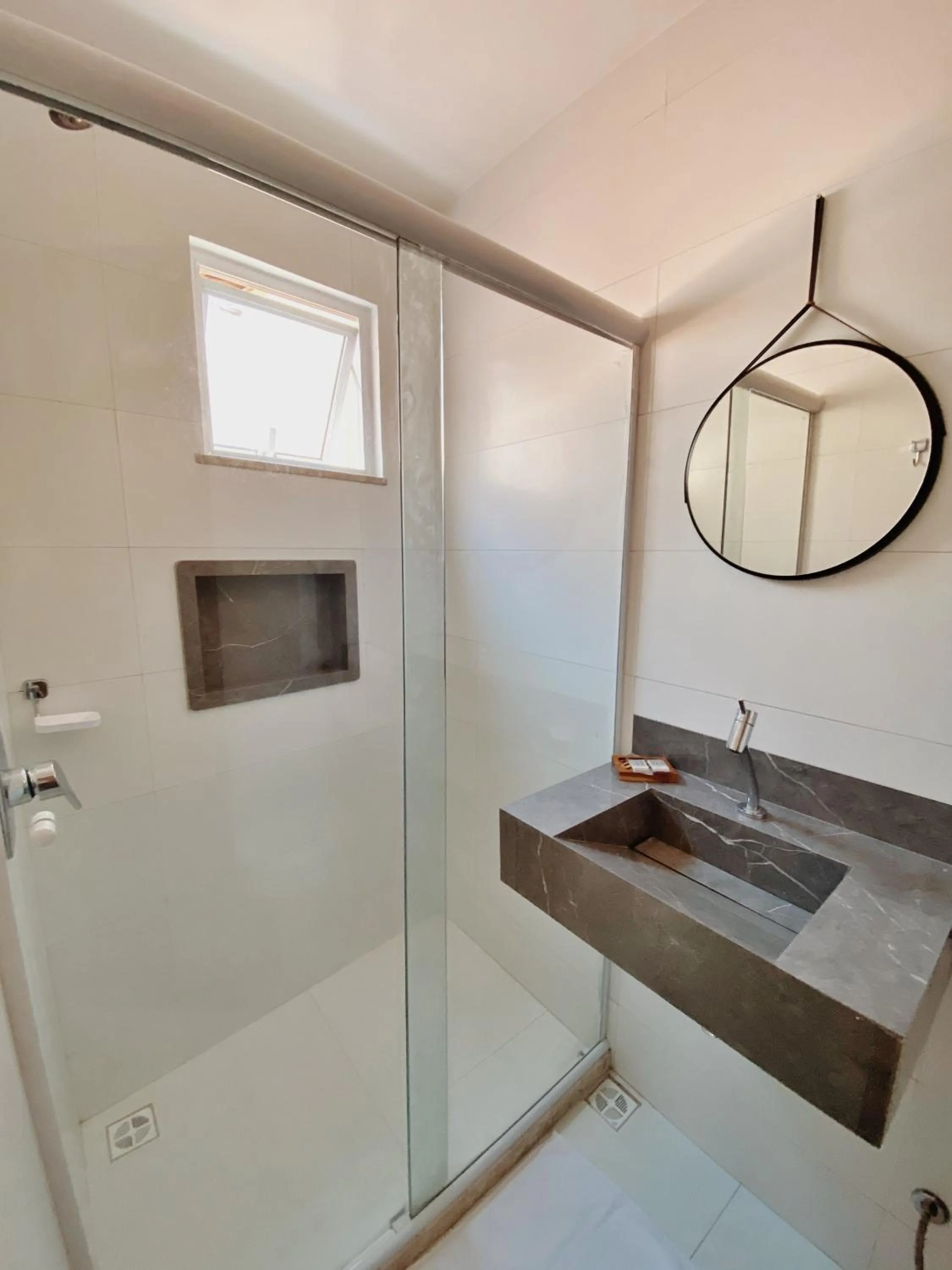 Pousada Primeira Praia Suítes