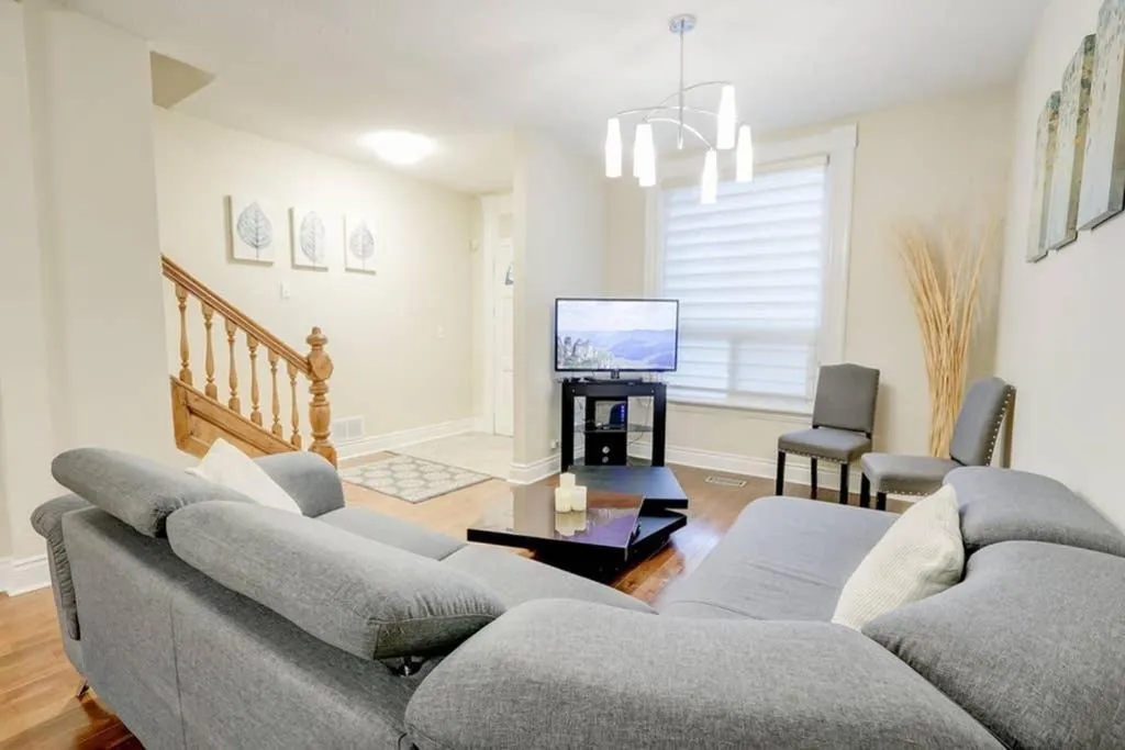 JstLikeHome - Central Suite