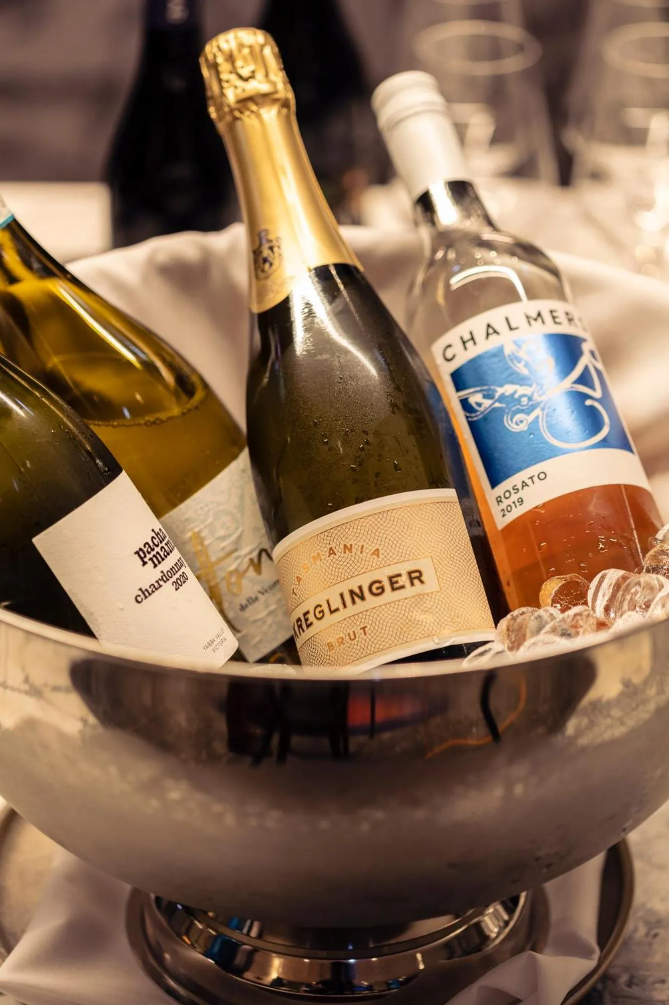 Lounge or bar in Next Hotel Melbourne, Curio Collection by Hilton