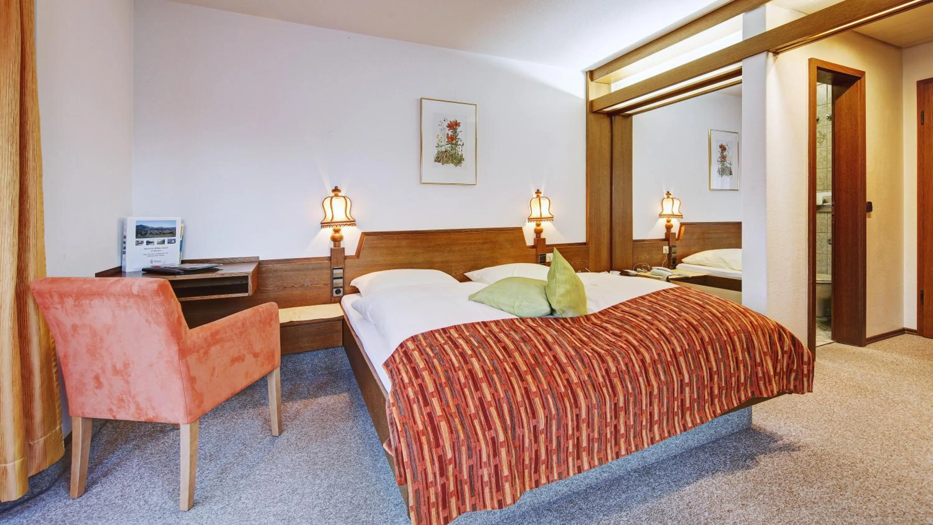 Decorative detail, Bed in Beurener Hof