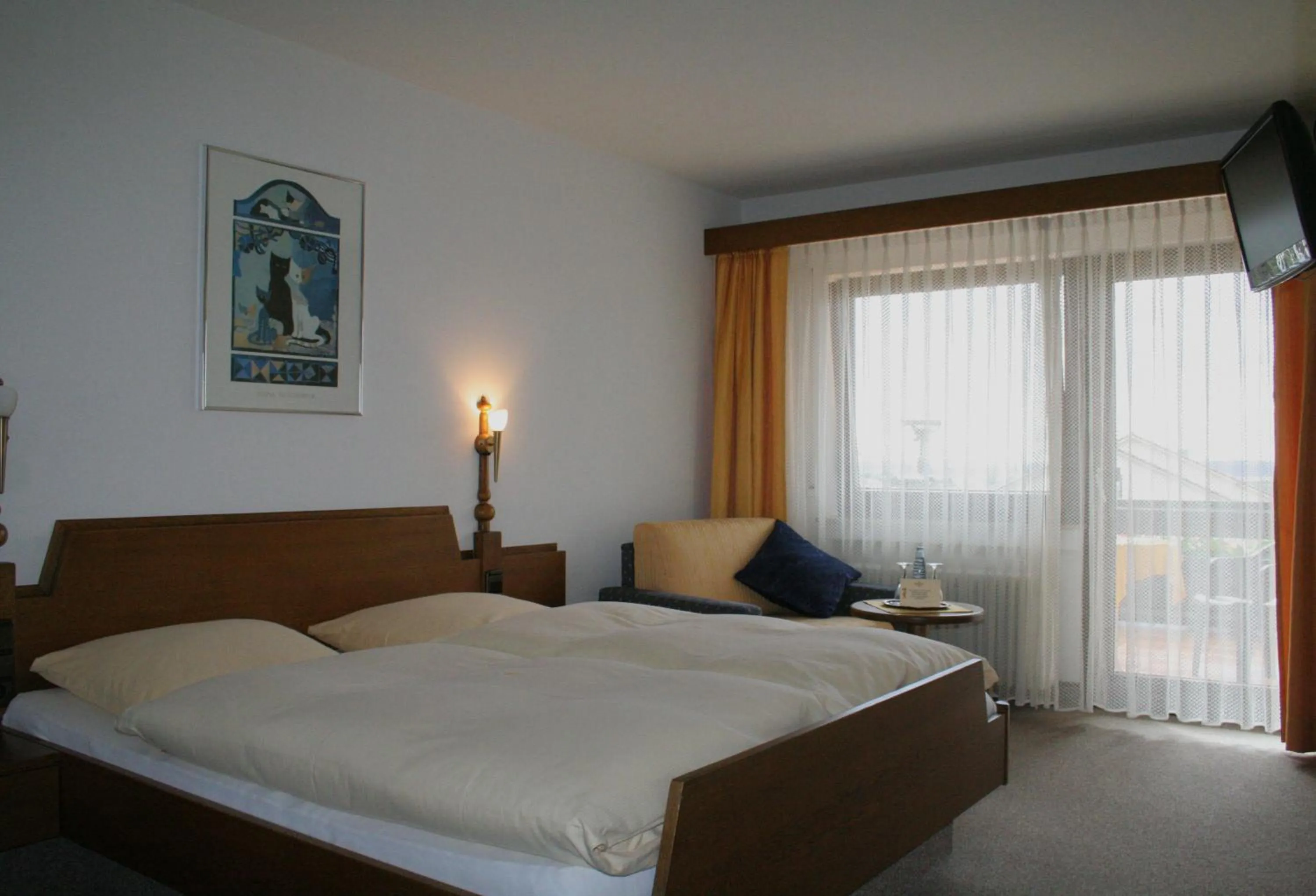 Photo of the whole room, Bed in Beurener Hof