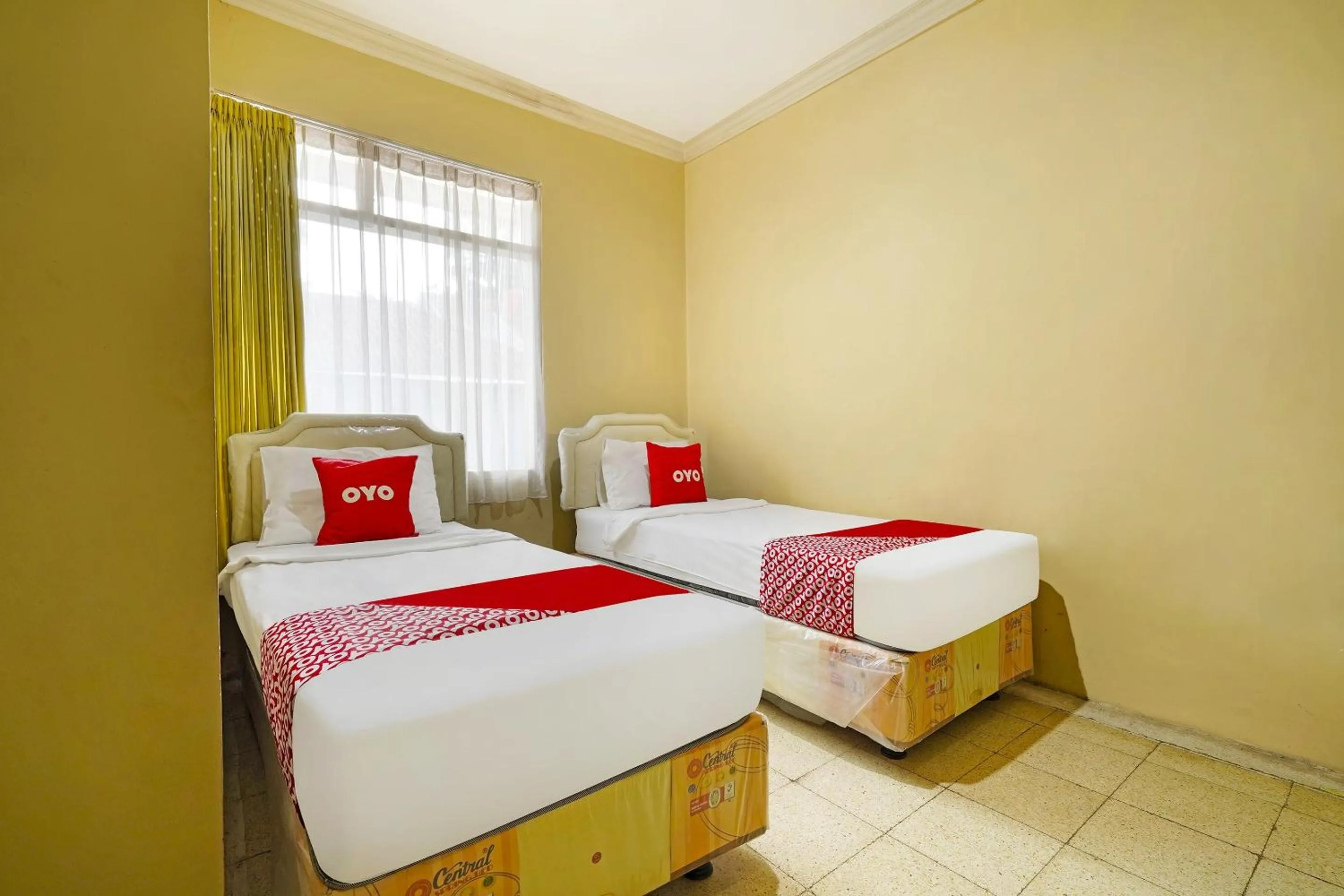 Bedroom, Bed in Hotel O Garden Hostel