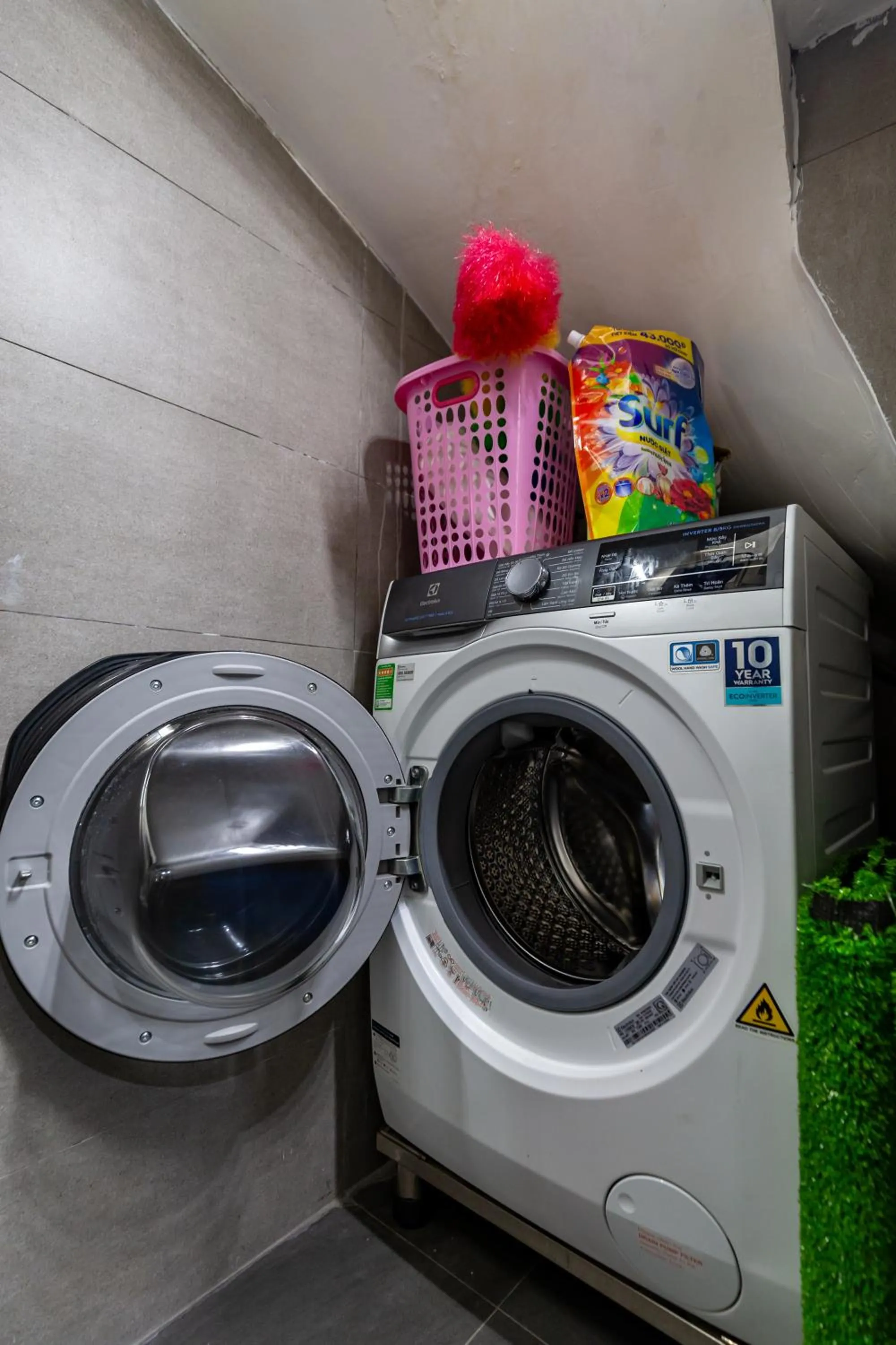washing machine in Cozy Riverview of Livinginn