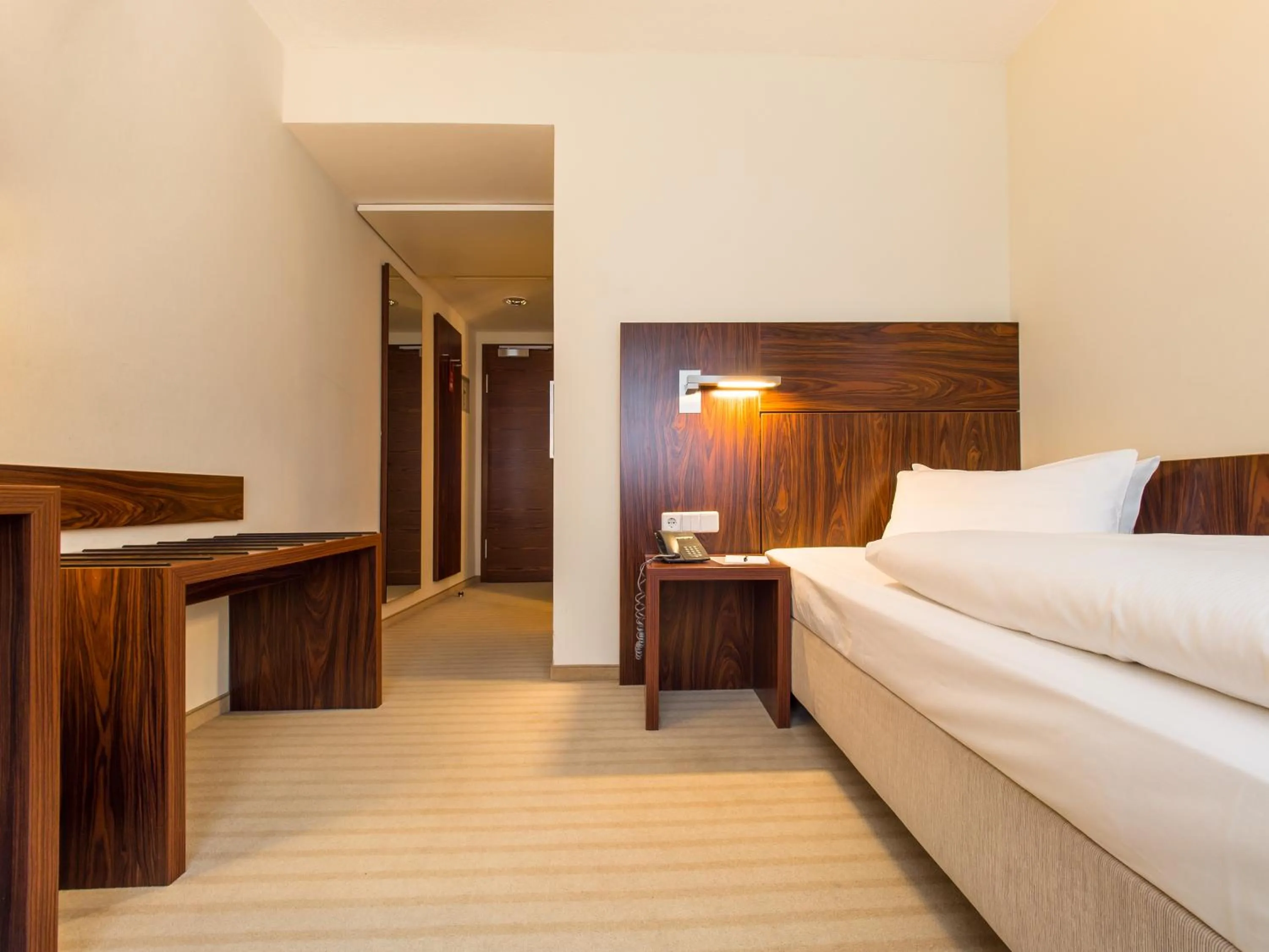 Bed in Hotel an der Oper