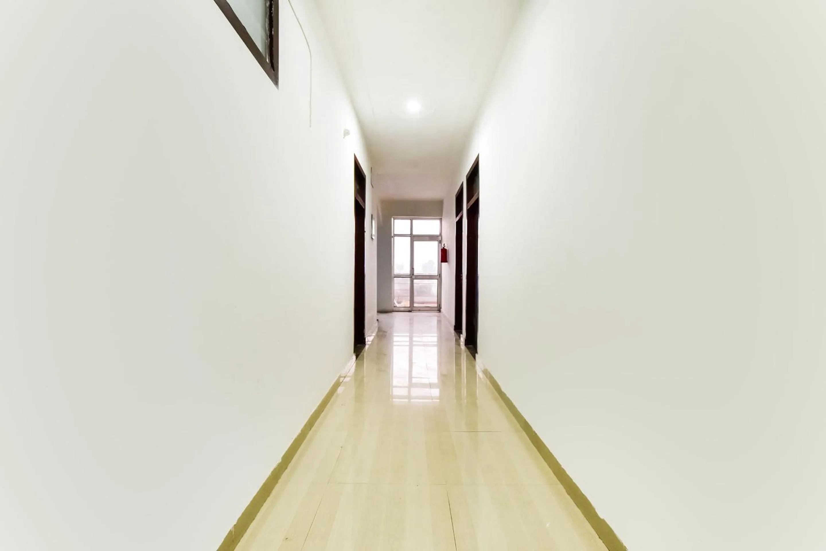 Lobby or reception in Hotel O White Rock