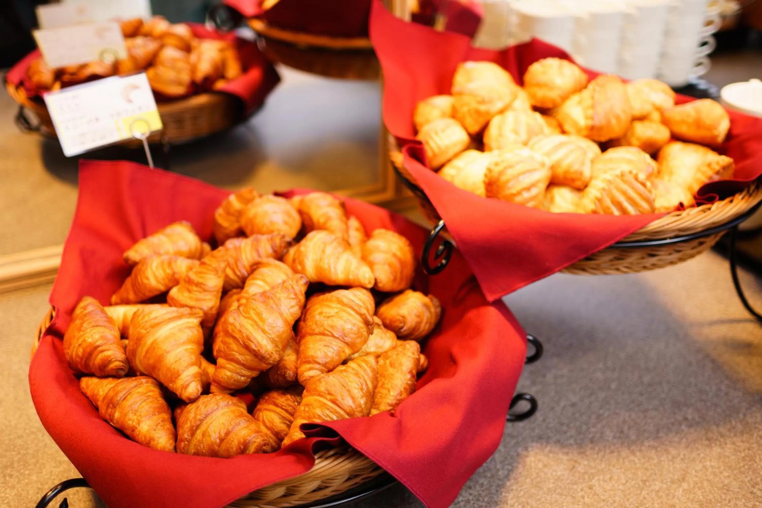 Buffet breakfast in Super Hotel Fujinomiya