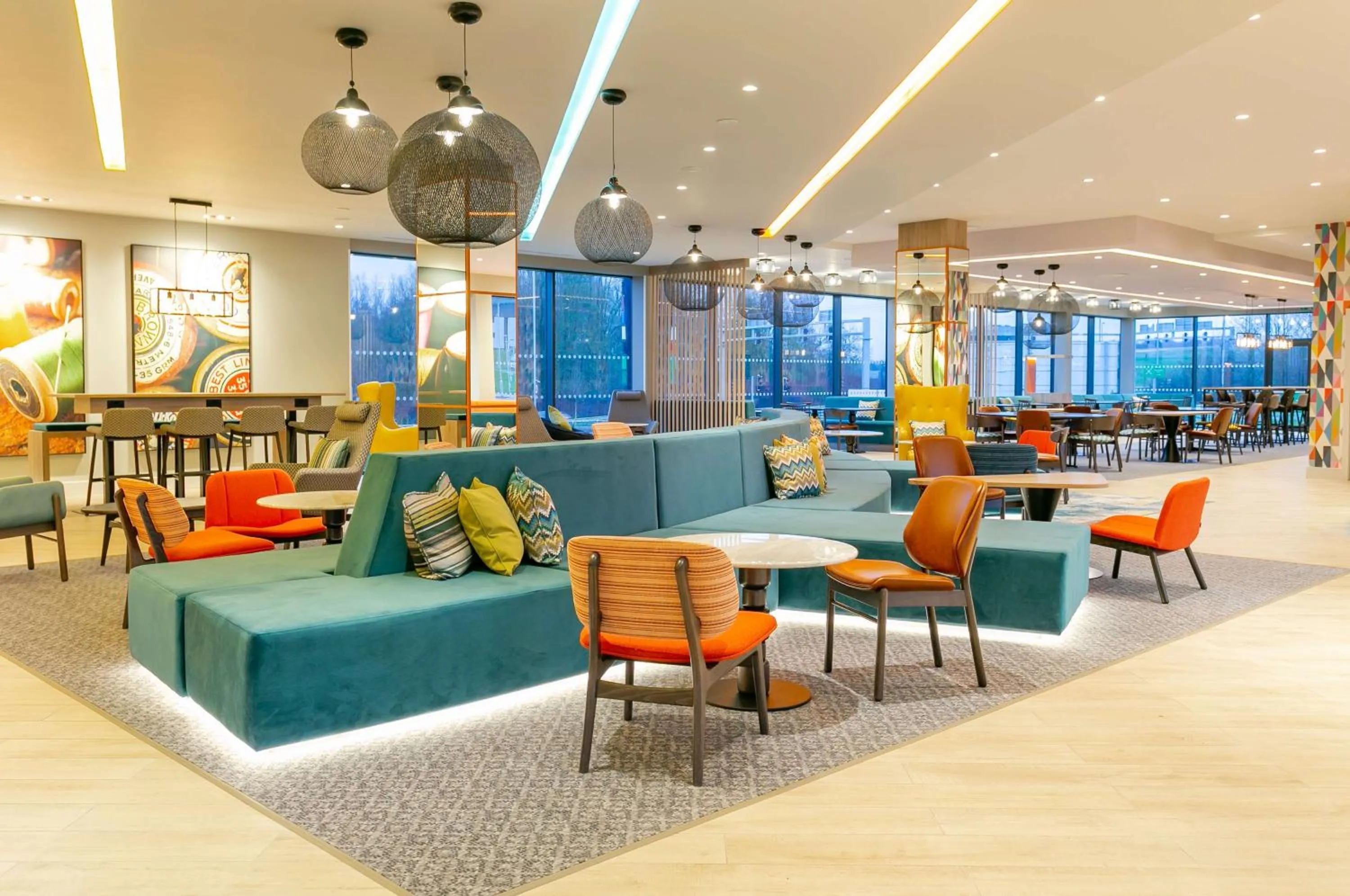 Lobby or reception in Hampton By Hilton Blackburn
