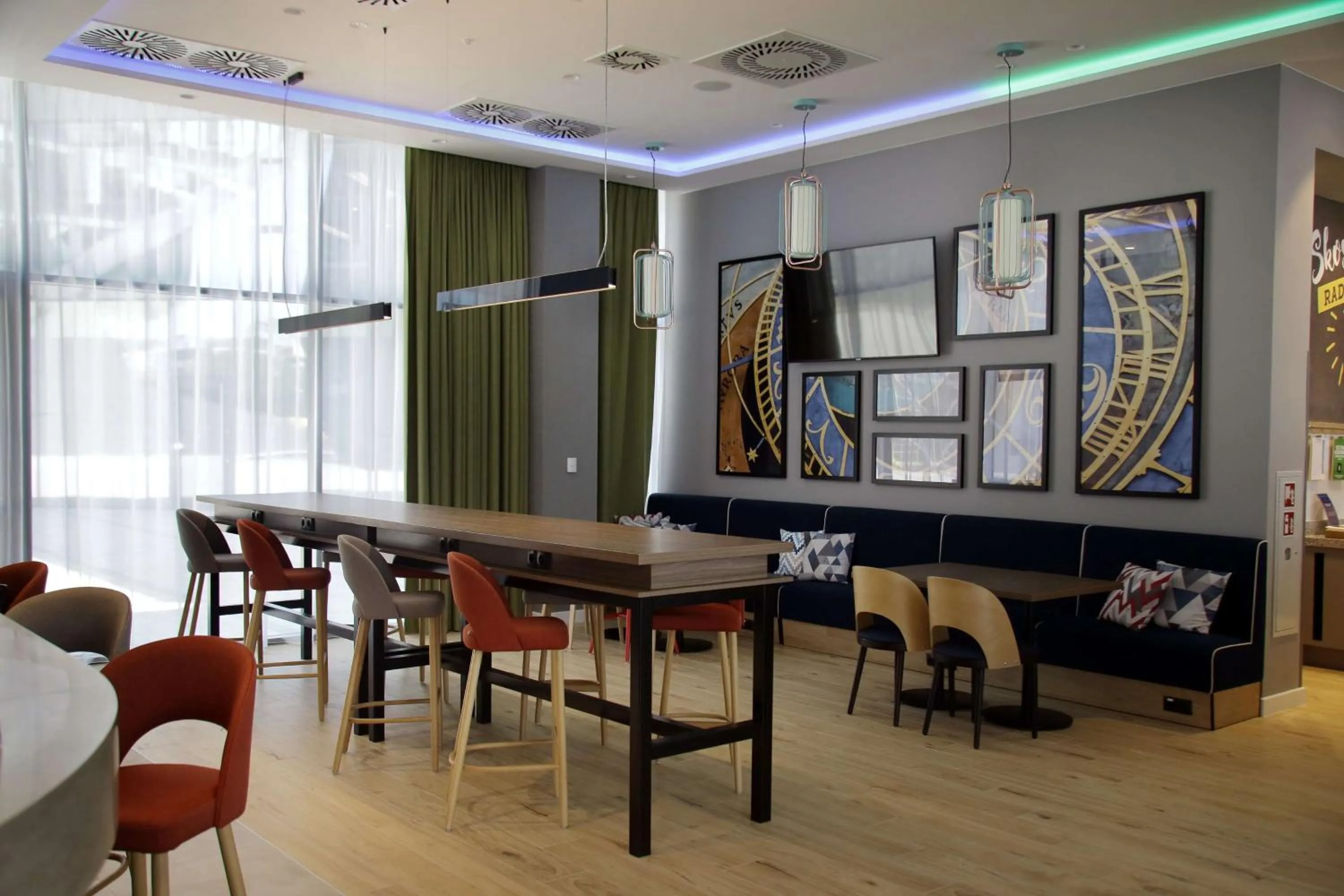 Lobby or reception in Hampton By Hilton Olsztyn