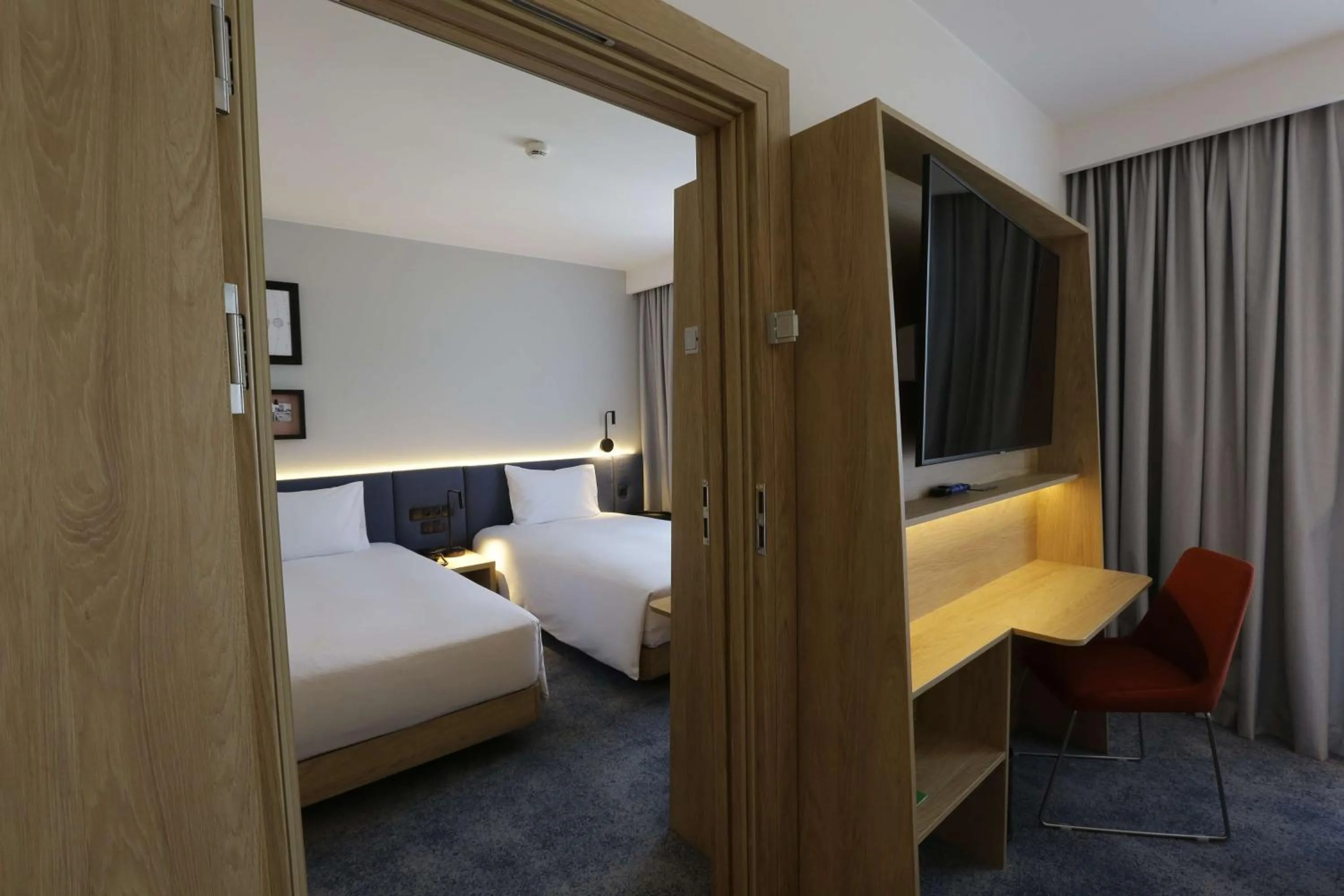 Bedroom, Bed in Hampton By Hilton Olsztyn