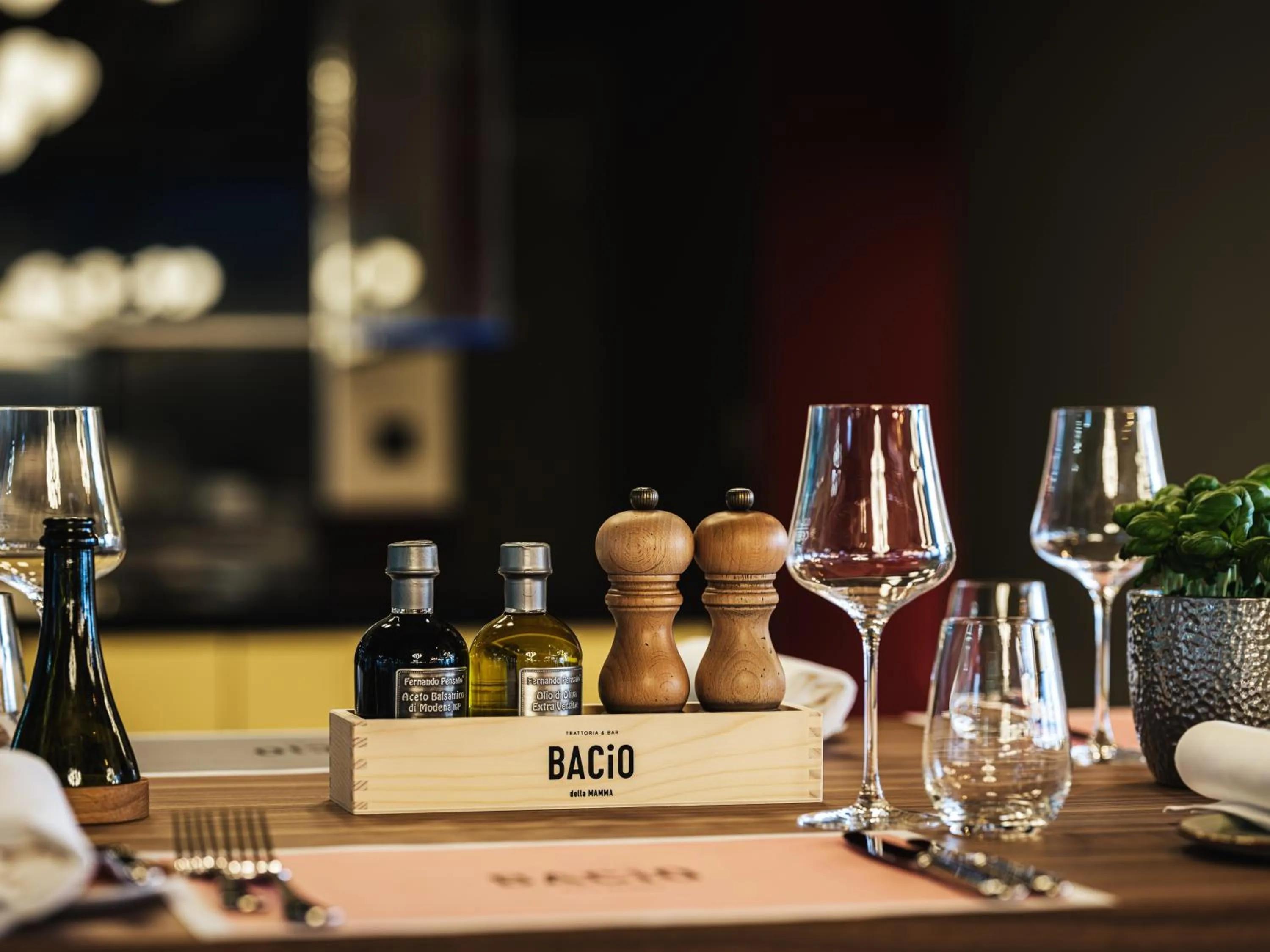 Restaurant/places to eat in AMERON München Motorworld