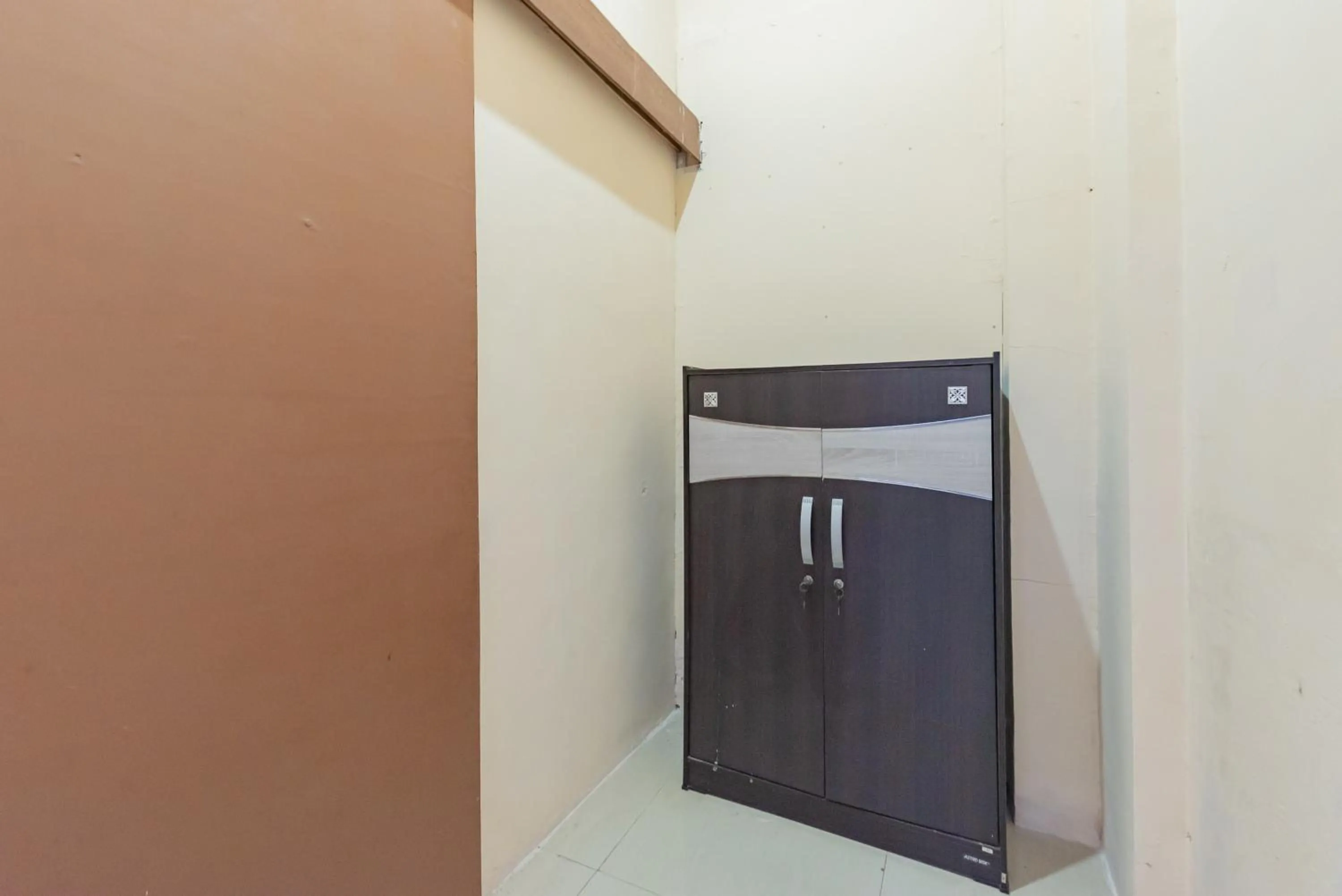 Other in RedDoorz near Kejaksan Station Cirebon 3