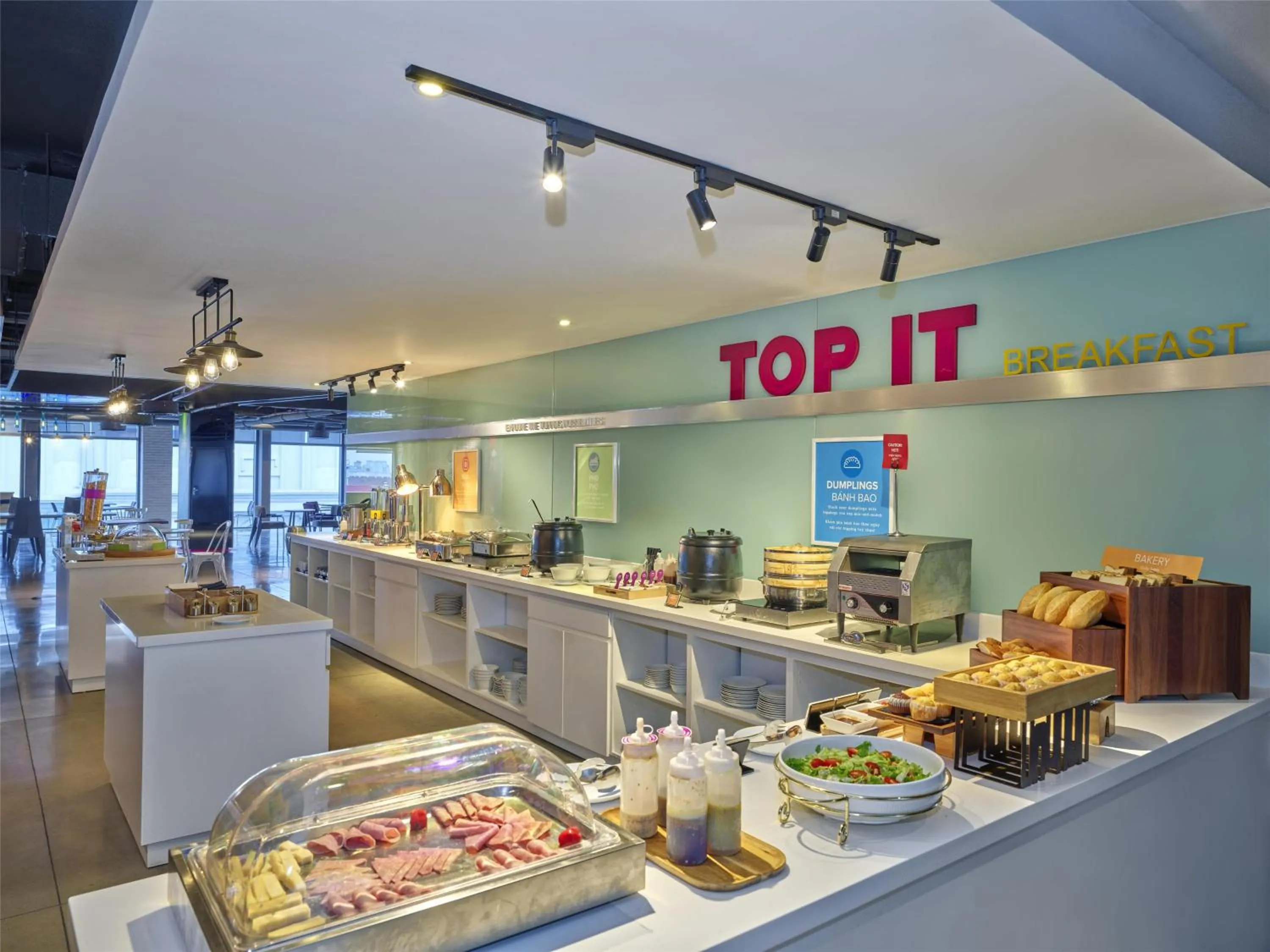 Breakfast in Tru by Hilton Bac Giang City Centre