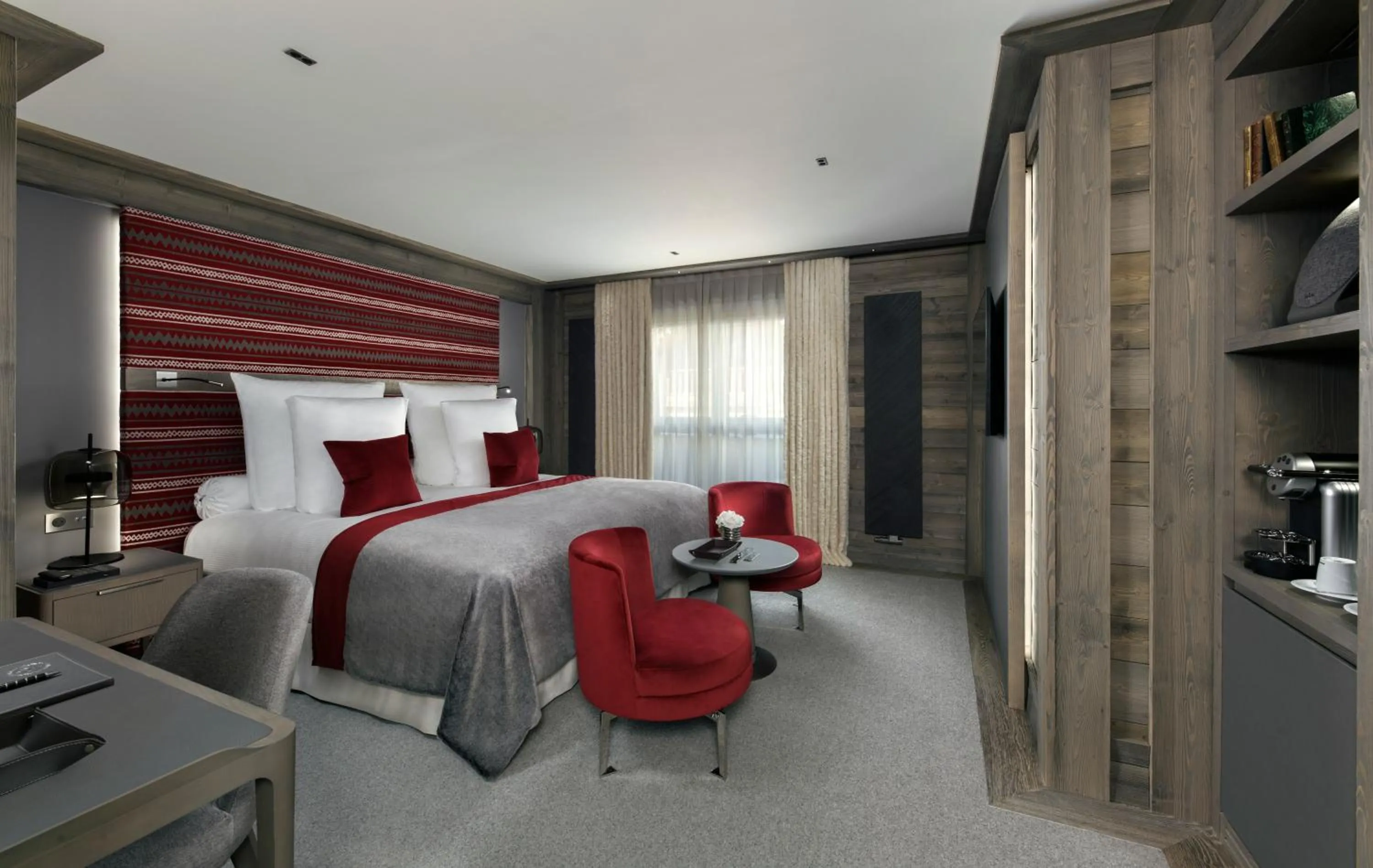 Photo of the whole room, Bed in Hotel Le K2 Chogori