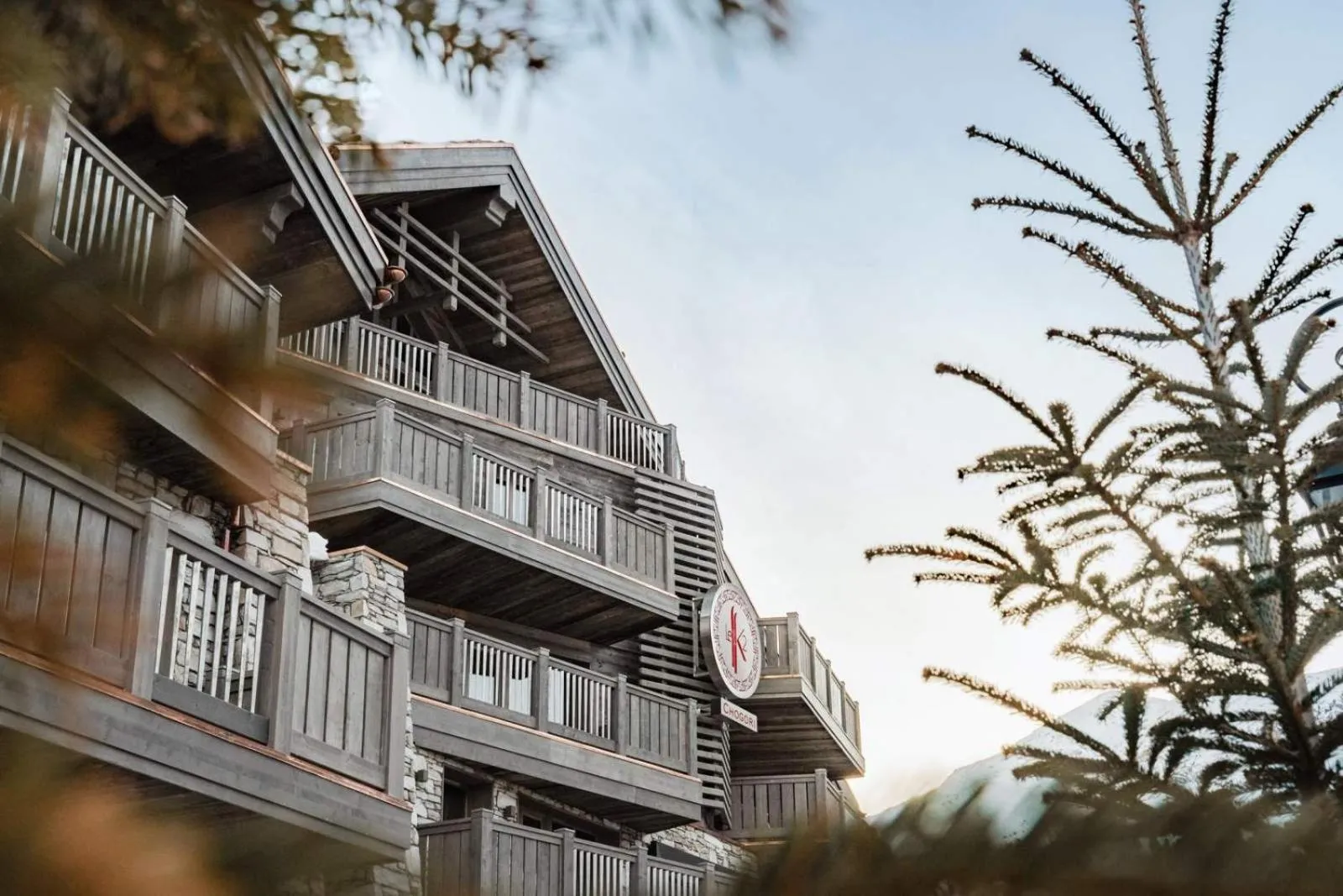 Property building in Hotel Le K2 Chogori