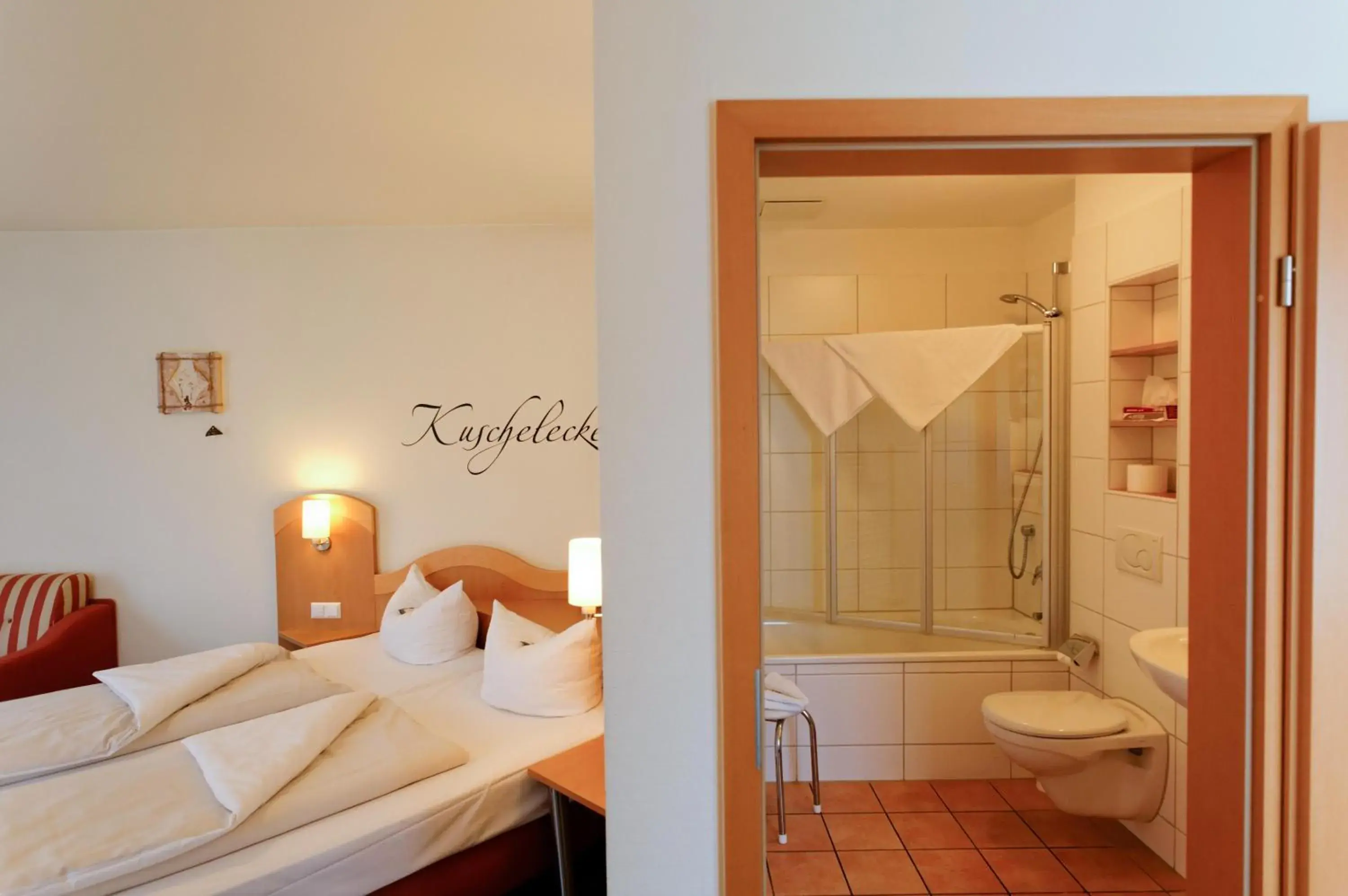 Single Room in Hotel Restaurant Talblick Single Room in Hotel Restaurant Talblick