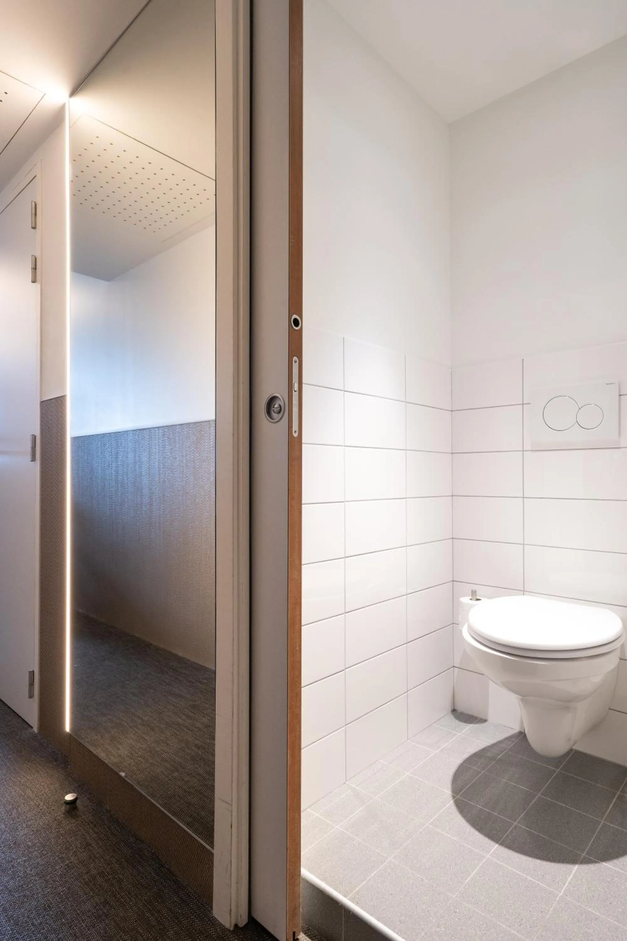 Toilet in FIAP Paris