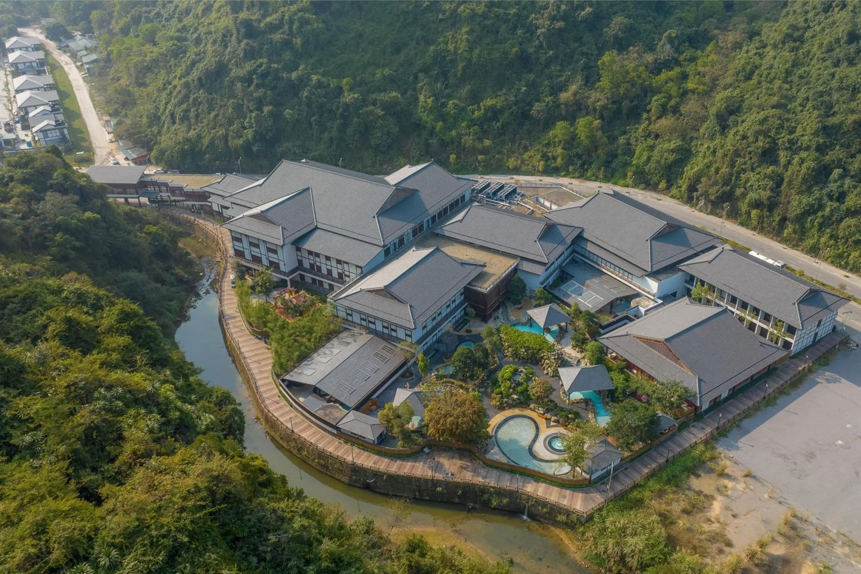 Property building in Hilton Quang Hanh Onsen Resort
