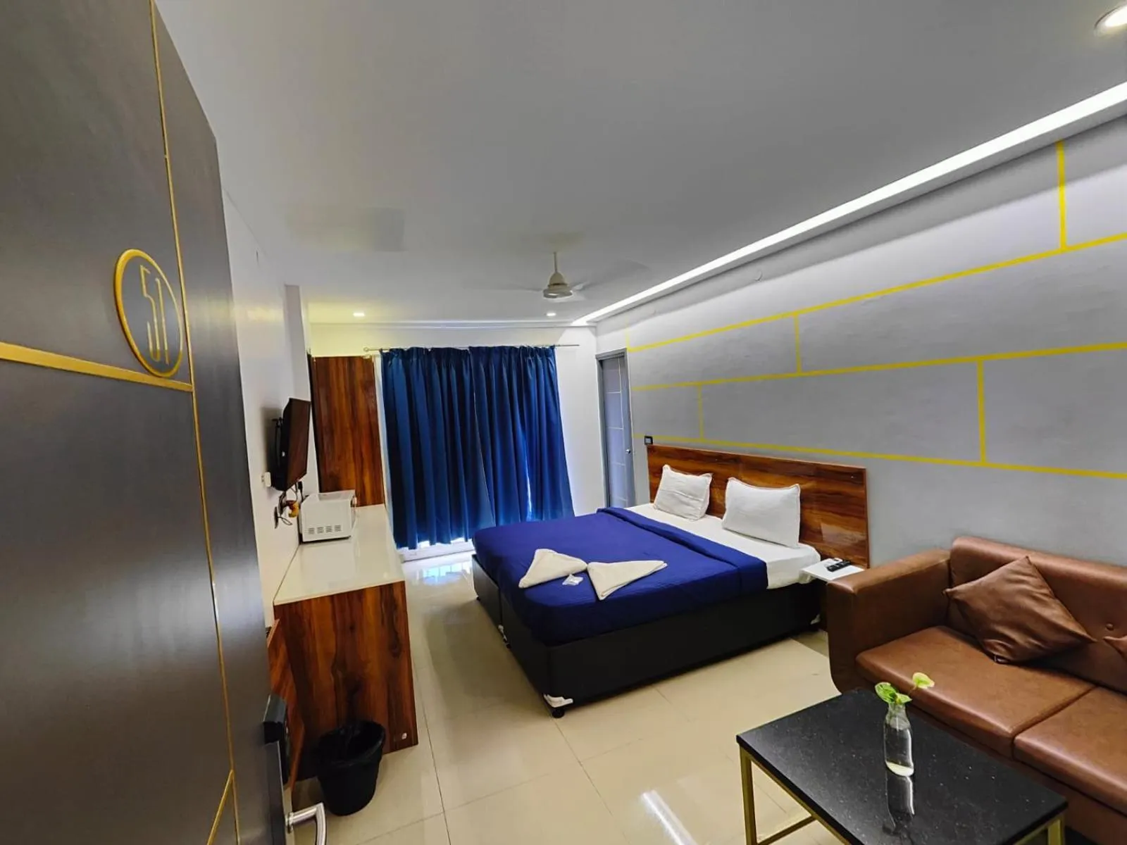 Bed in RESTEL STUDIO FLATS